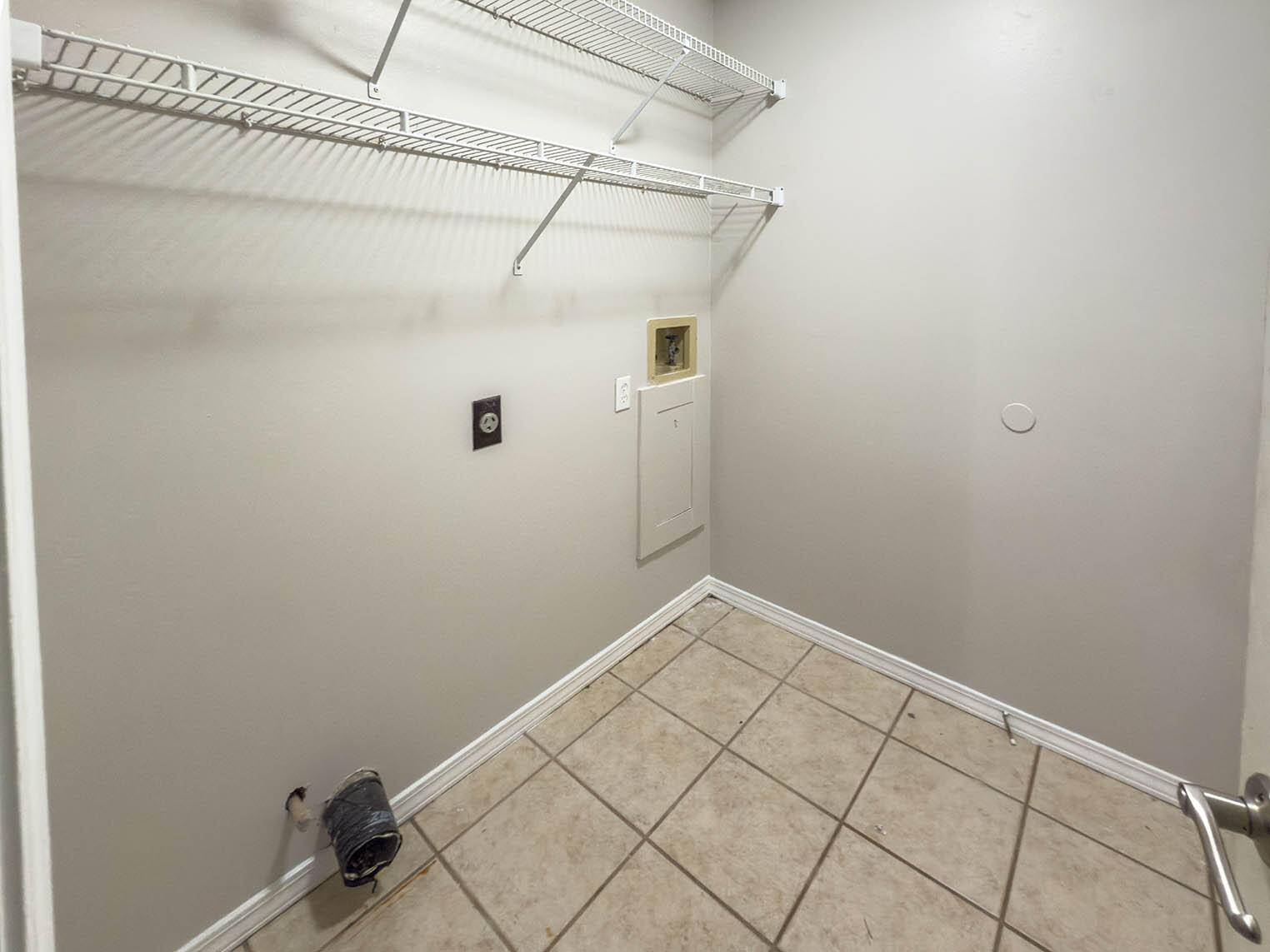 VILLAGE WEST - Residential Lease