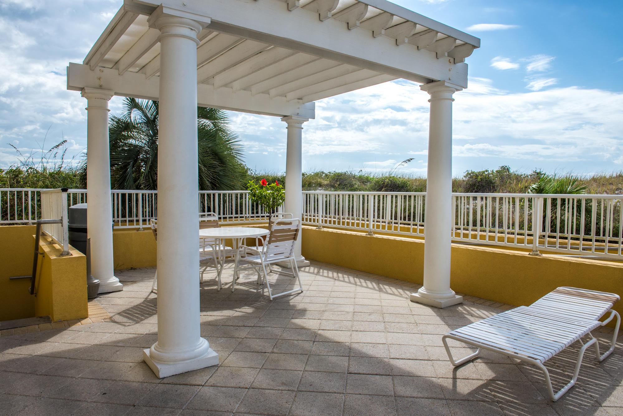 GULF DUNES CONDO - 3rd FLOOR - Residential