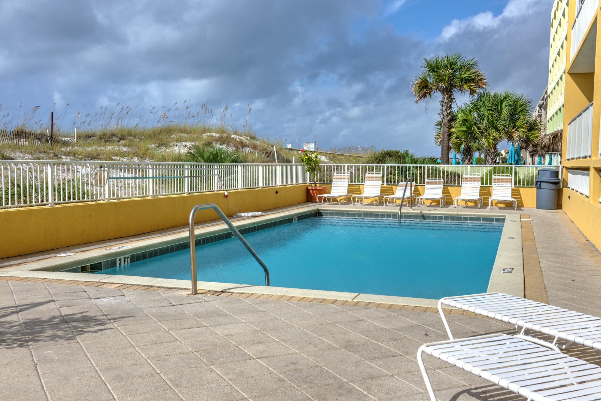 GULF DUNES CONDO - 3rd FLOOR - Residential