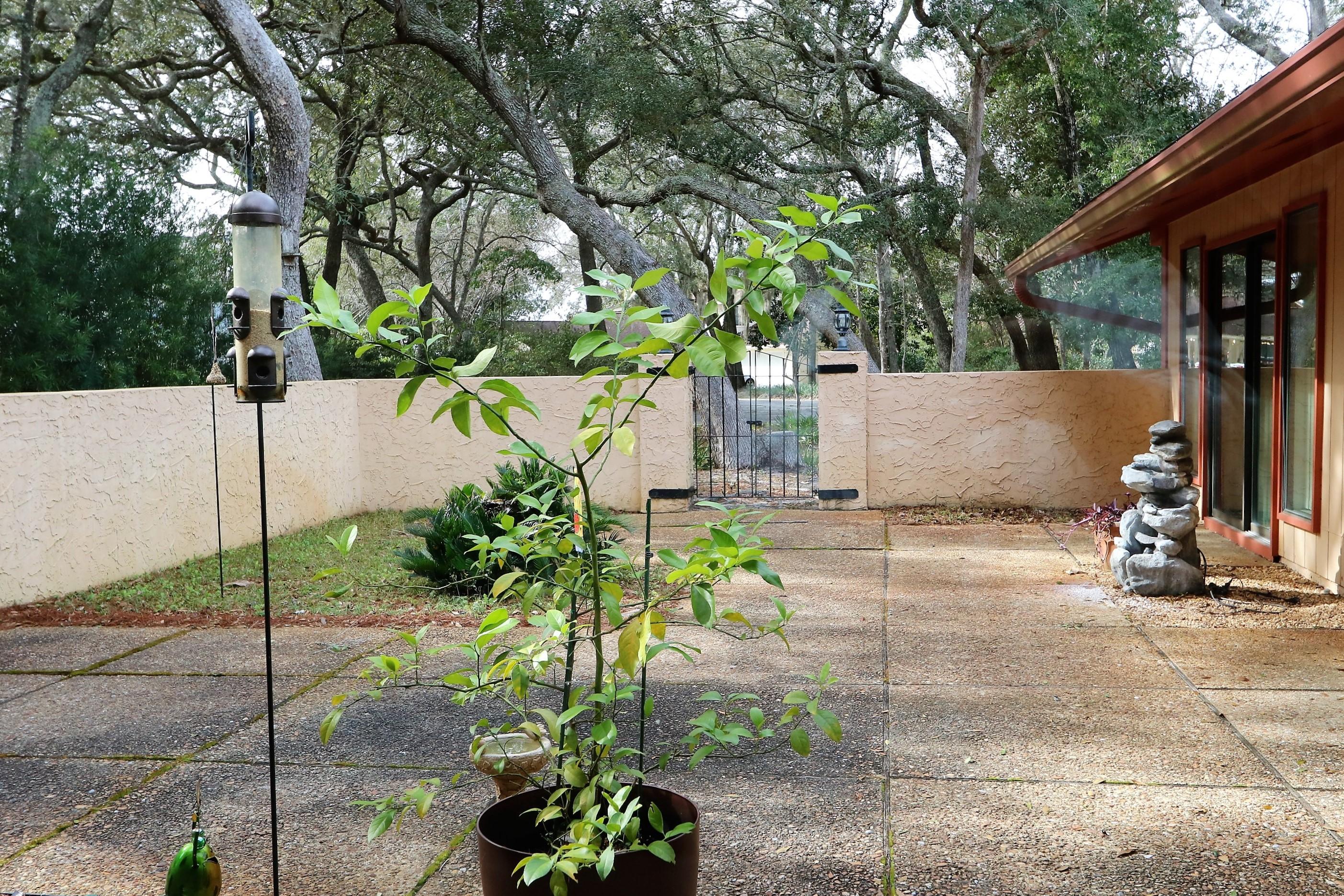 LIDO VILLAGE - Residential