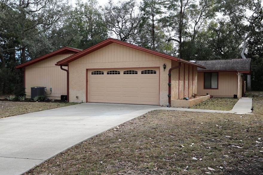 This 3 bed, 2 bath home is located in Lido Village in Bluewater Bay and sits on OVER half an acre lot, with no HOA. The home features a large living room plus a family room that is open to the kitchen offering a great space for entertaining and hanging out. Don't miss the courtyard that provides an outdoor space to enjoy your morning coffee. The home has great yard and space with room for a pool, but with the community pool within walking distance, who needs one? Come and check out everything this home and community has to offer. HVAC new 2018!