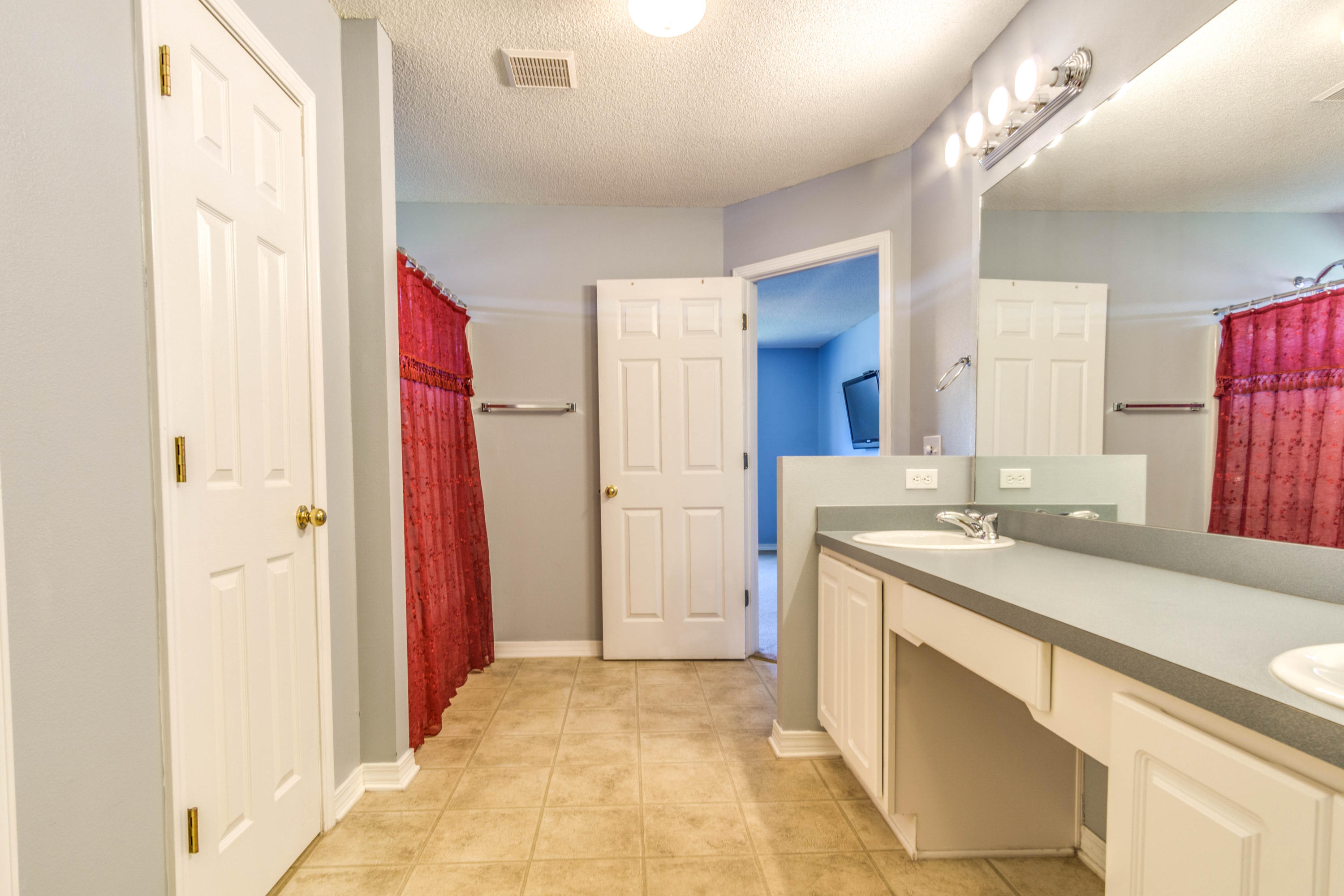 BROOKE ESTATES PH II - Residential