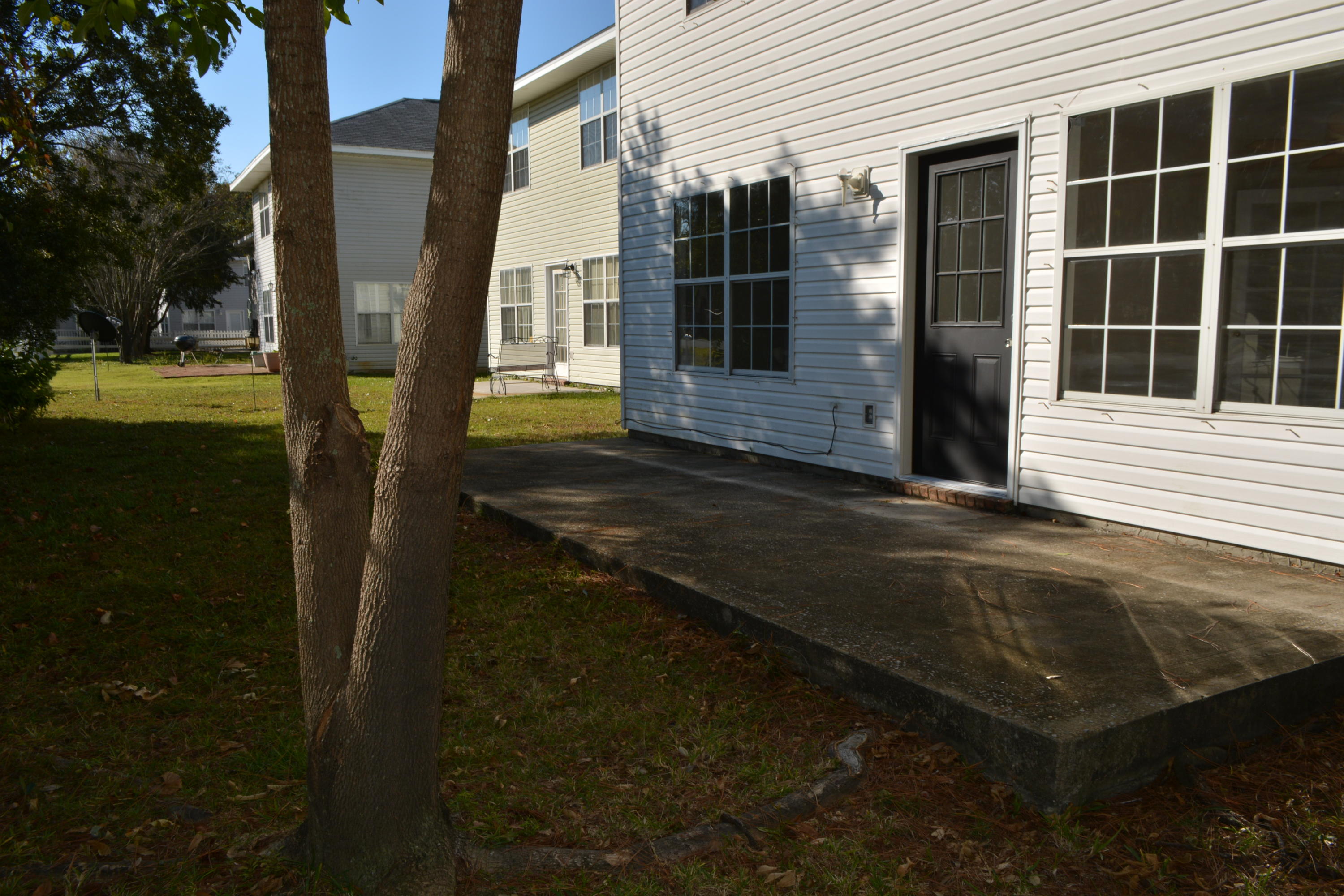 TWIN LAKES - Residential