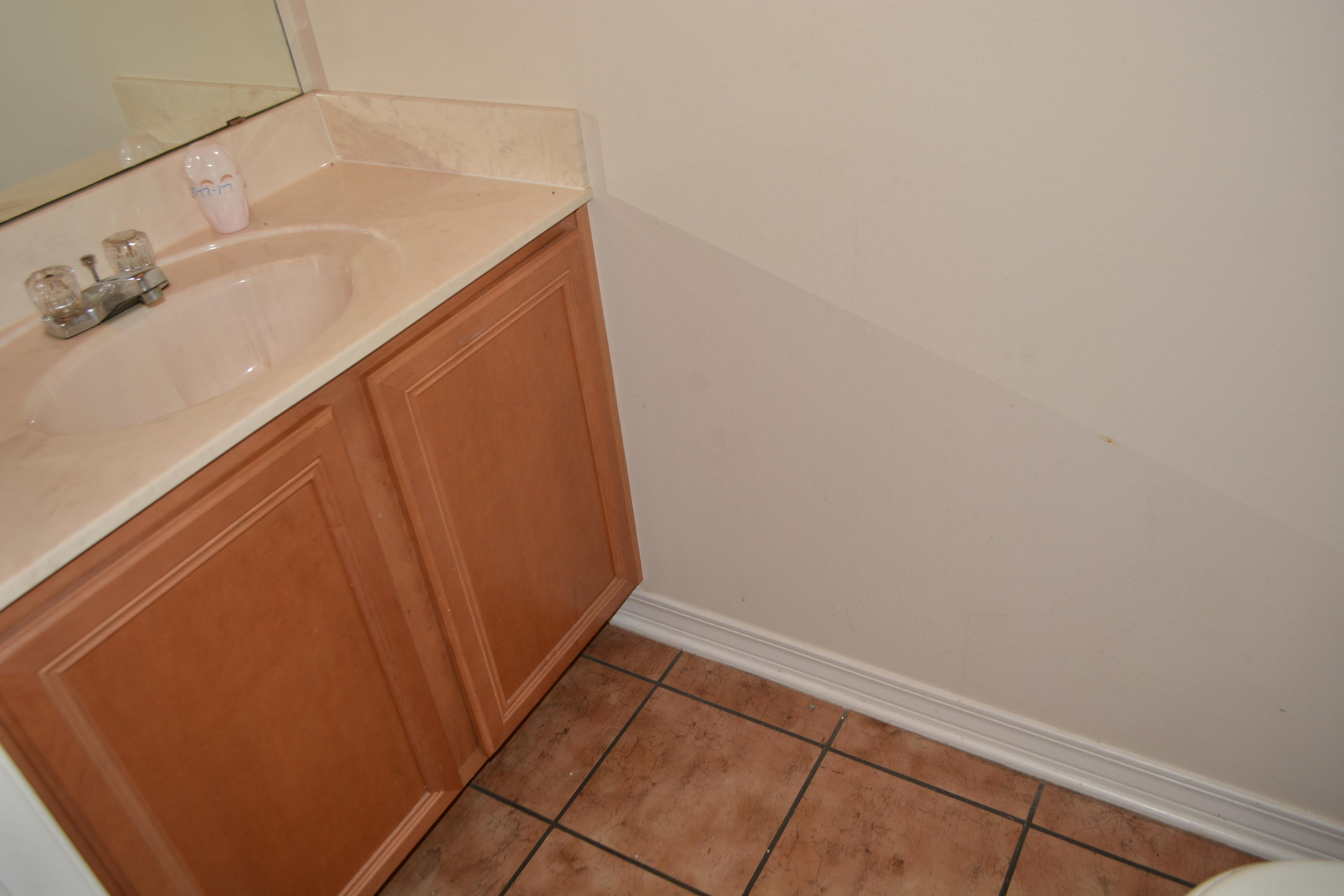 TWIN LAKES - Residential