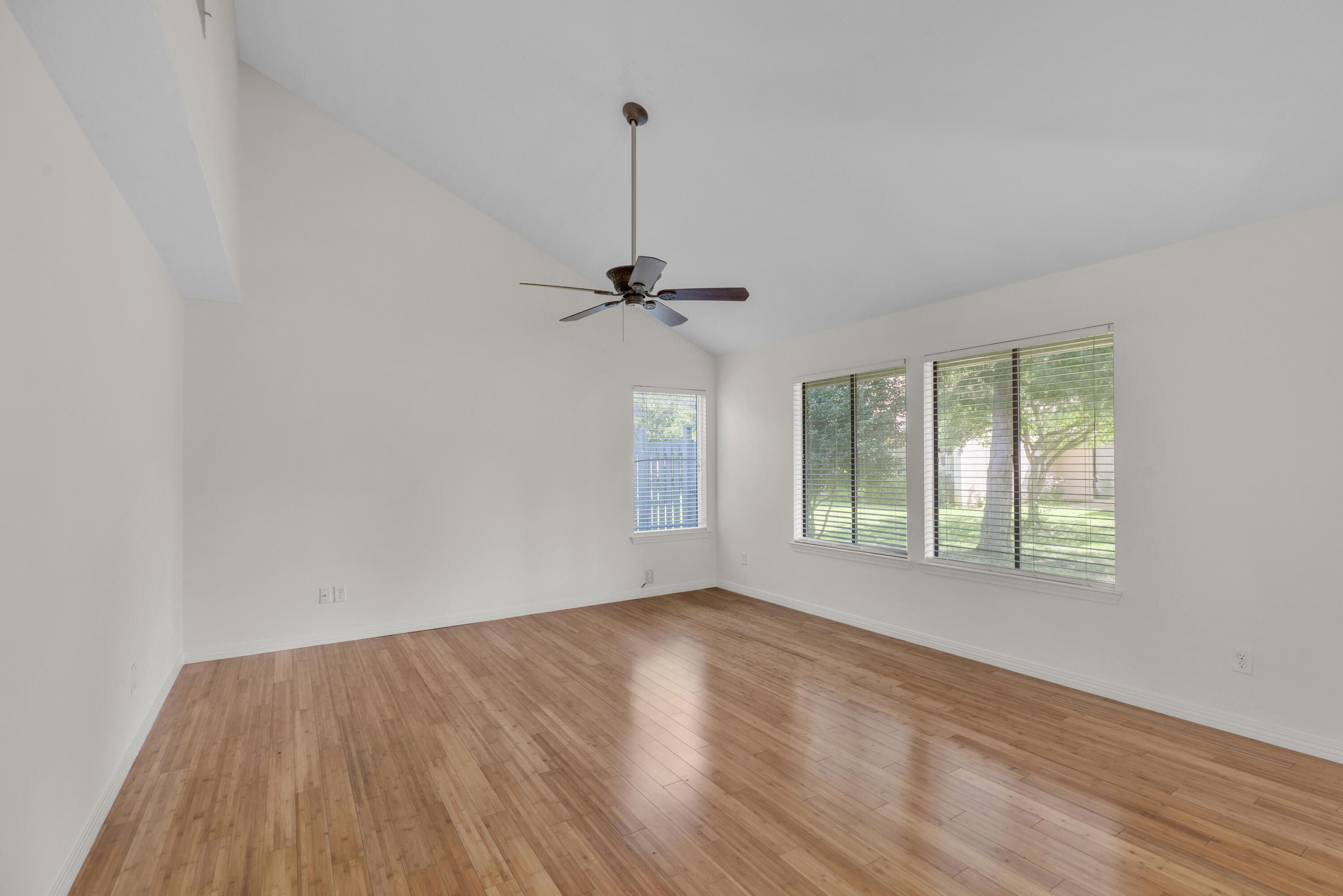 ROYAL OAK VILLAGE 2B - Residential