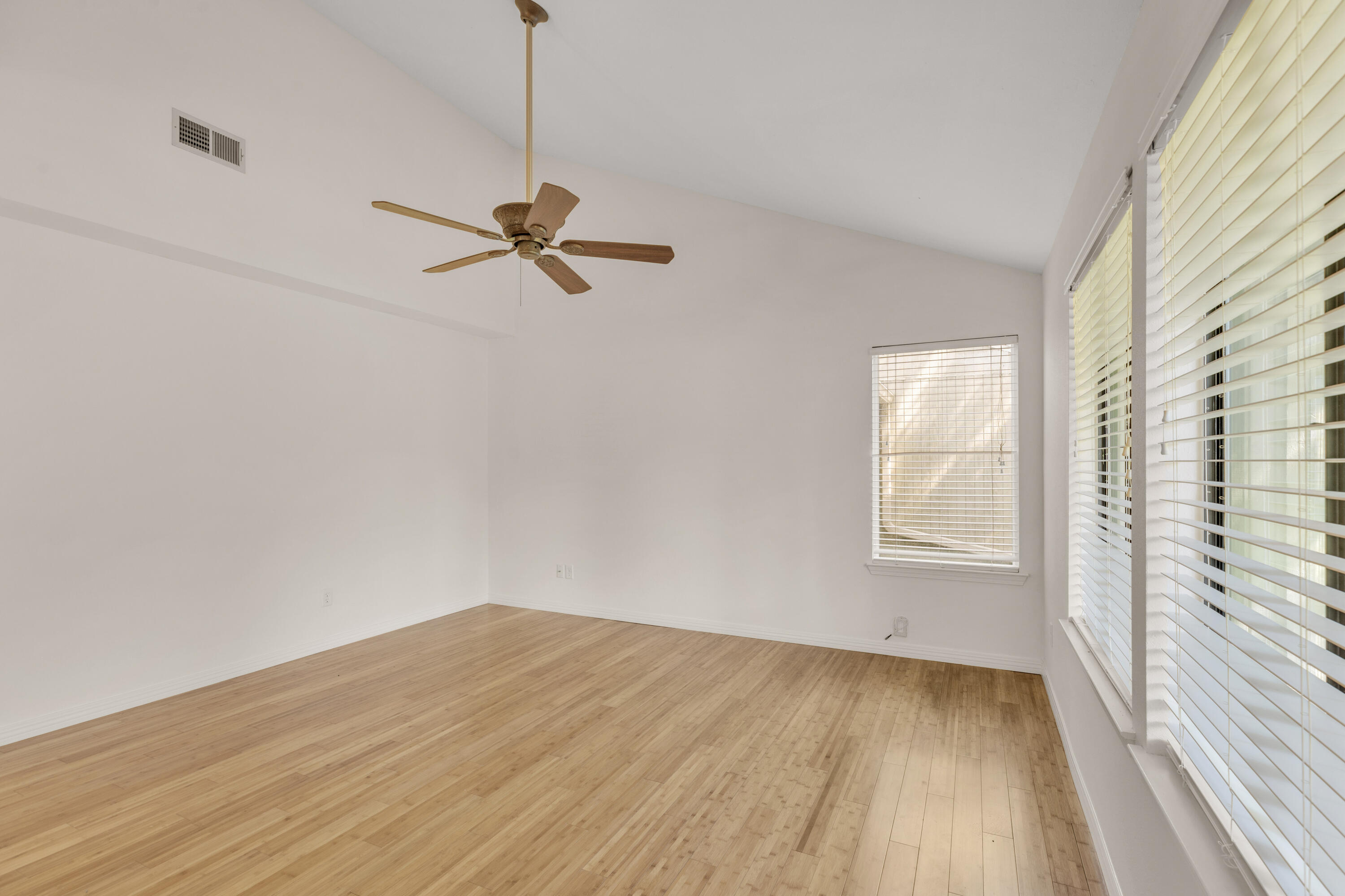 ROYAL OAK VILLAGE 2B - Residential
