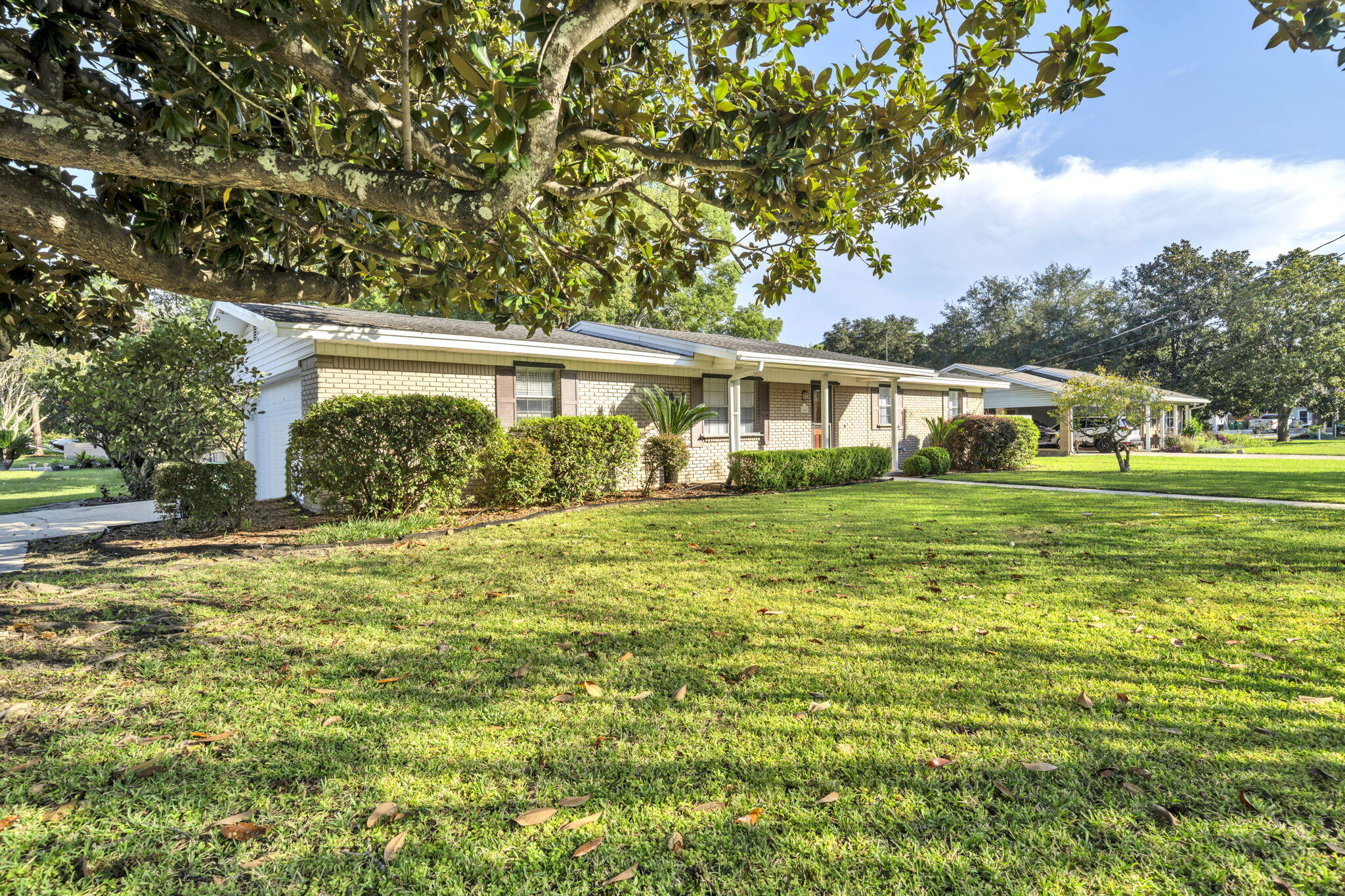 SEA HILLS - Residential