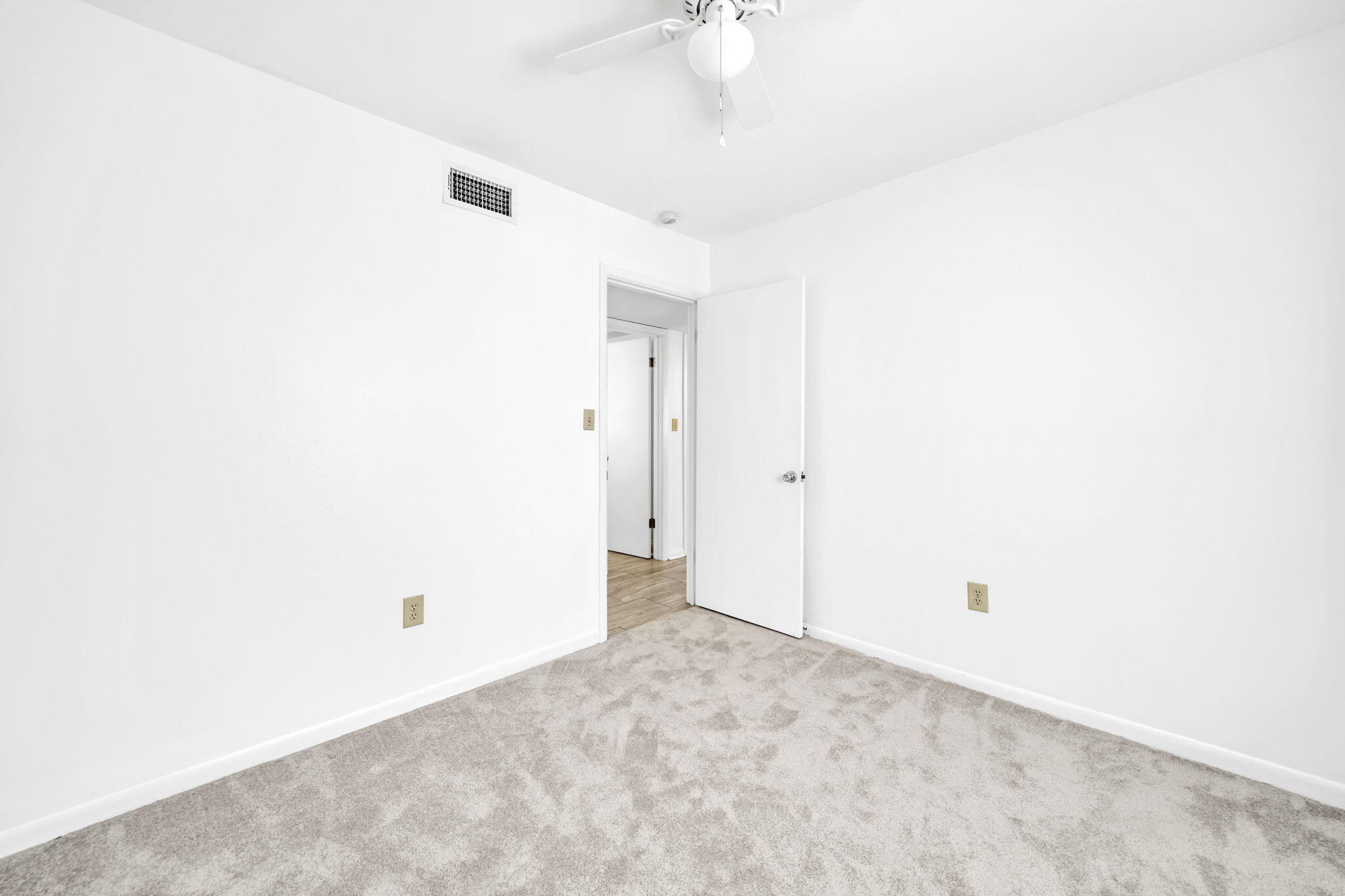 SEA HILLS - Residential