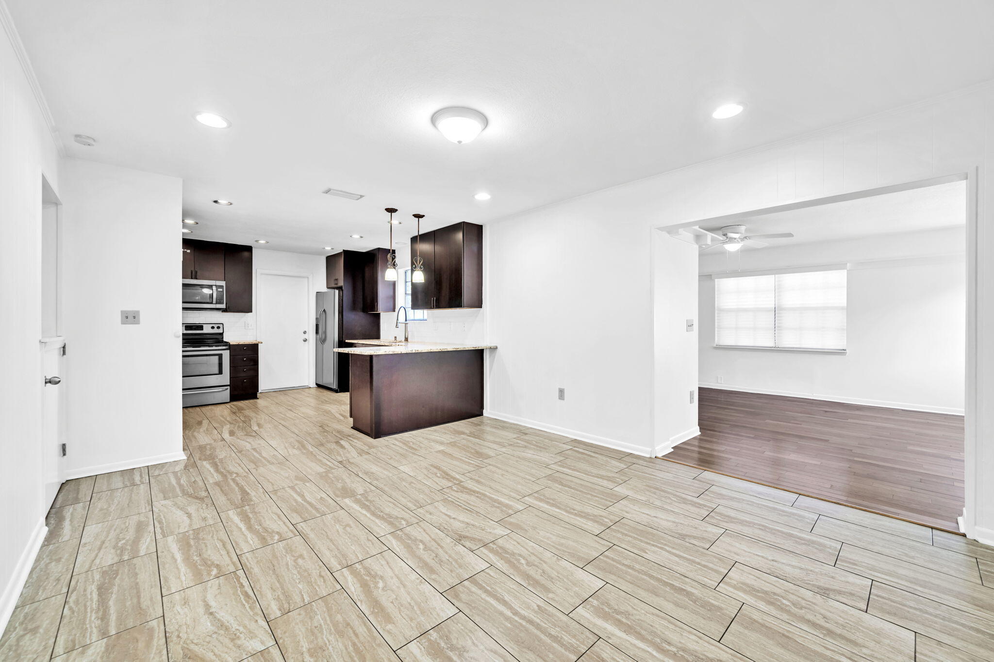 SEA HILLS - Residential