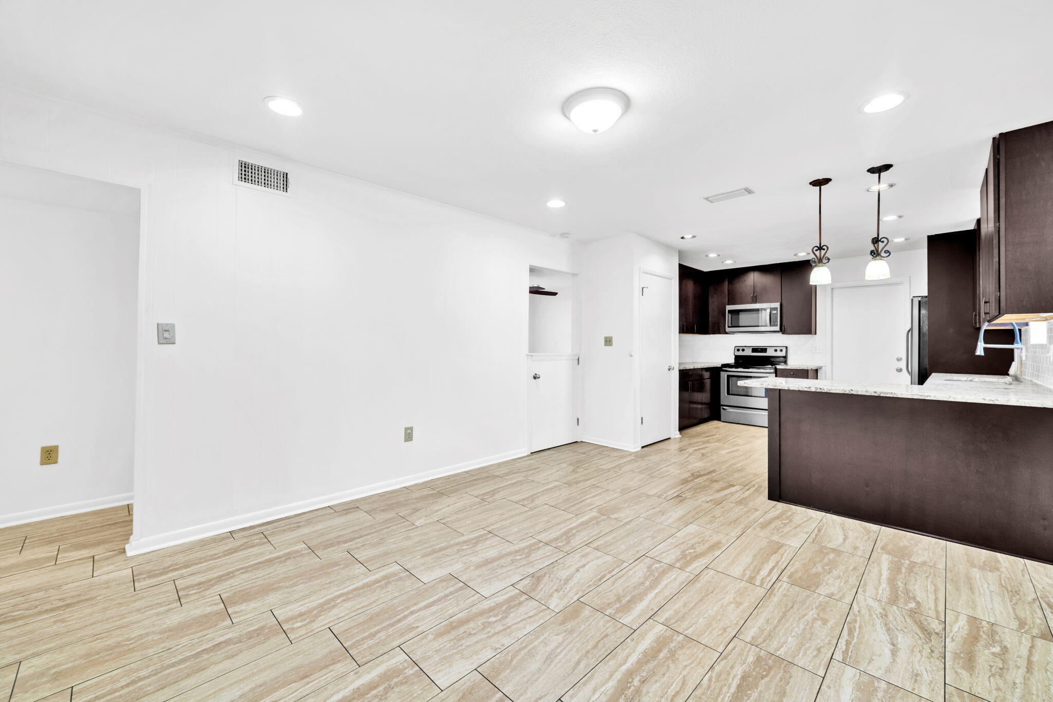 SEA HILLS - Residential