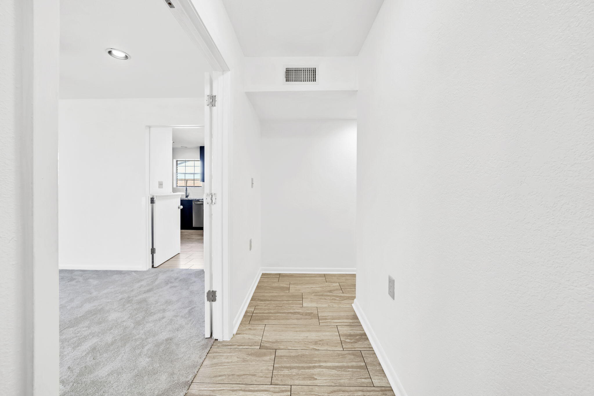 SEA HILLS - Residential