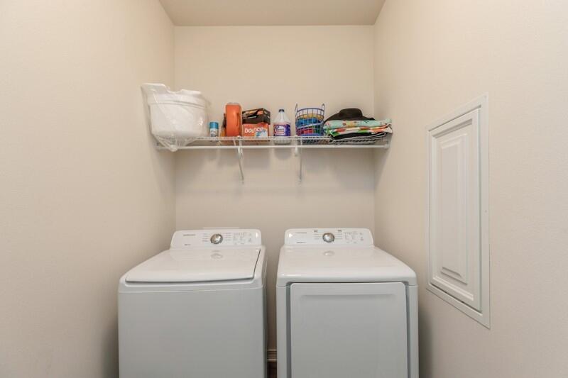 SANDY RIDGE ESTATES - Residential