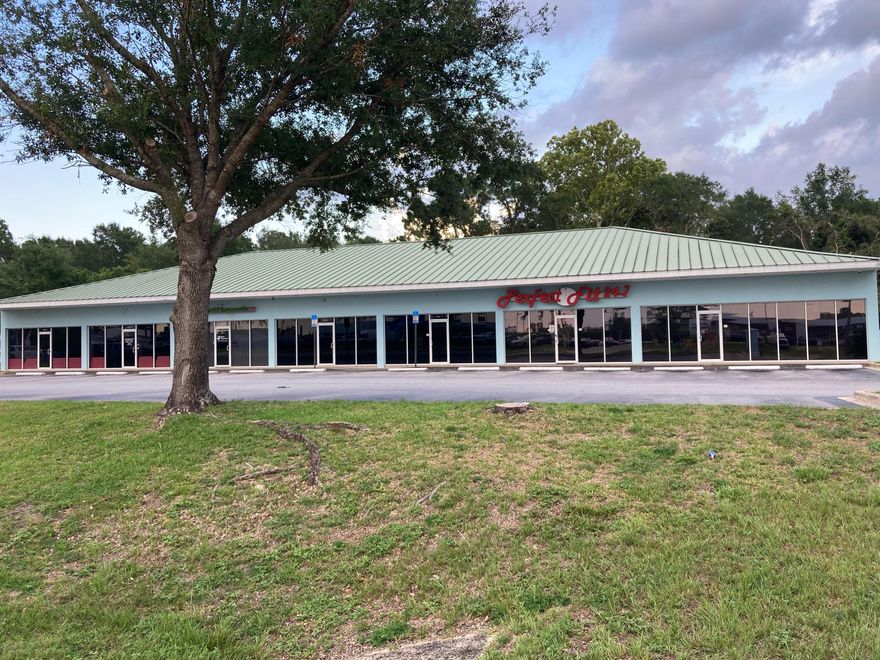 Retail space located in the Classic Center. This unit is located on Ferdon Blvd. the main north/south roadway in the City of Crestview offering excellent visibility and exposure for your business.