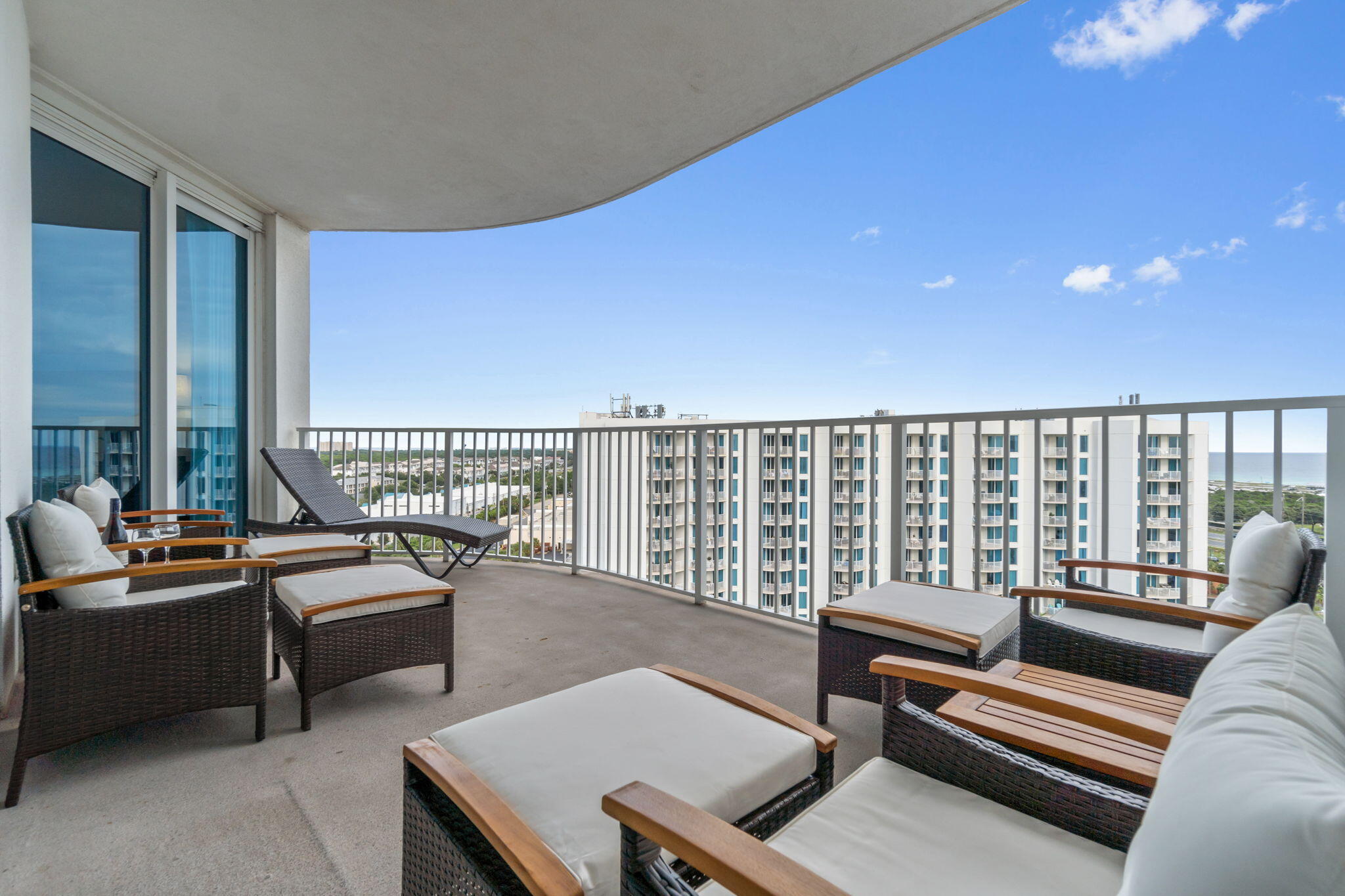 THE PALMS OF DESTIN - Residential