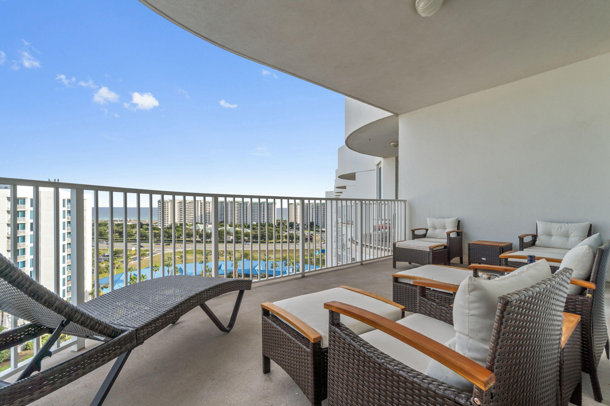 THE PALMS OF DESTIN - Residential