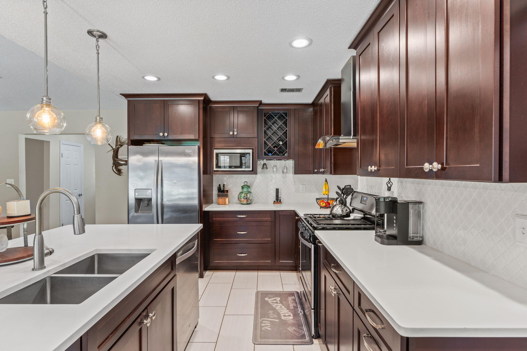 HOLLEY BY THE SEA - Residential