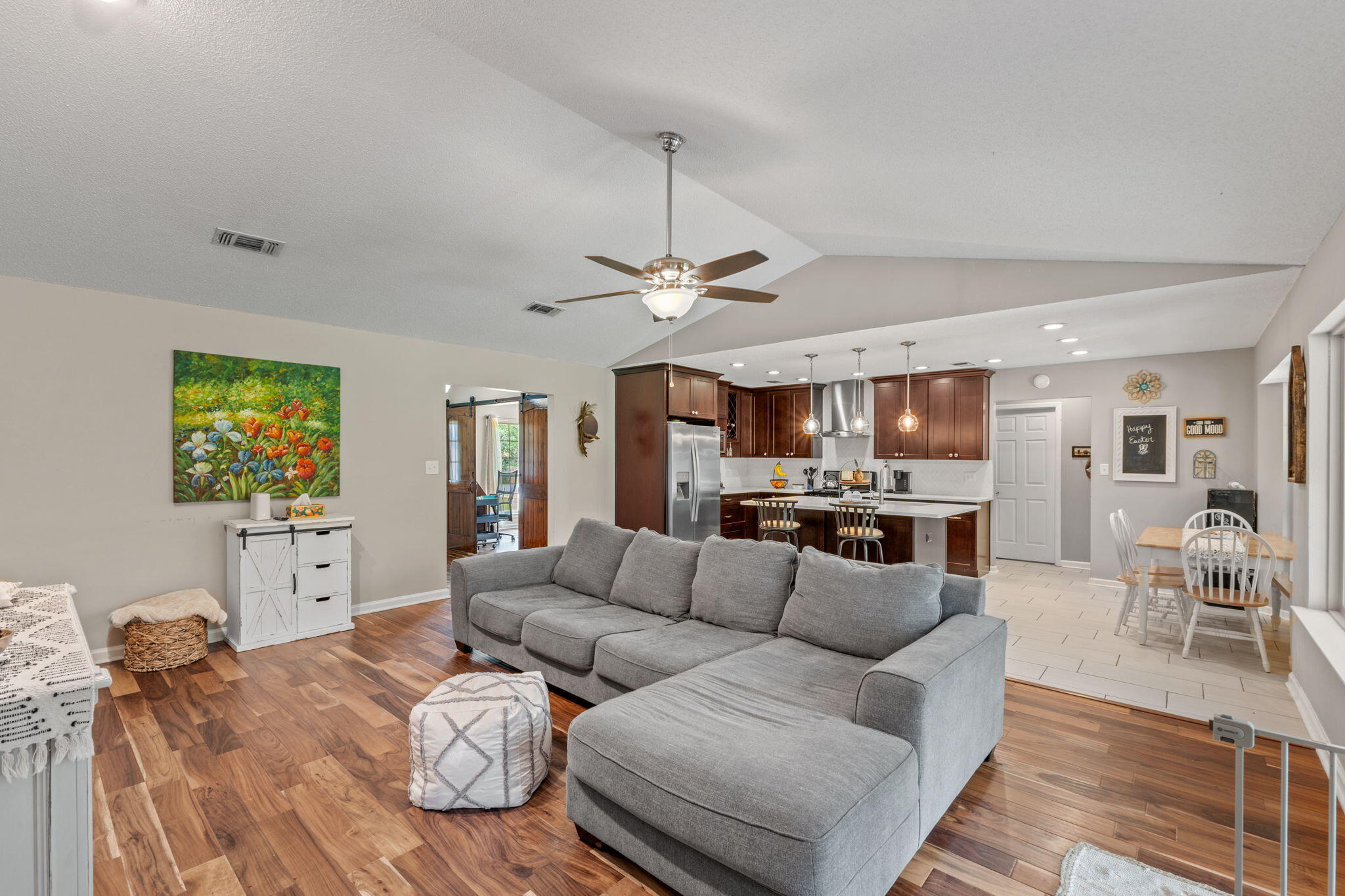 HOLLEY BY THE SEA - Residential