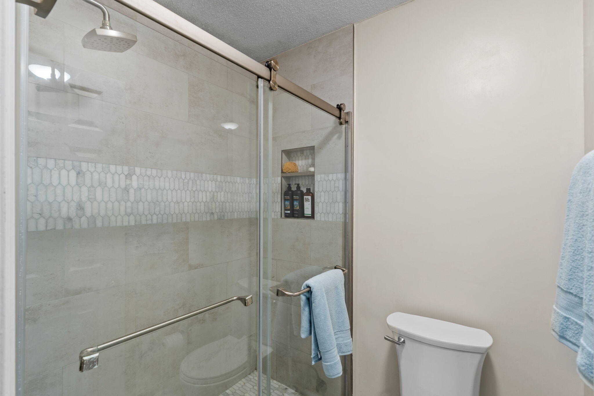 HOLLEY BY THE SEA - Residential