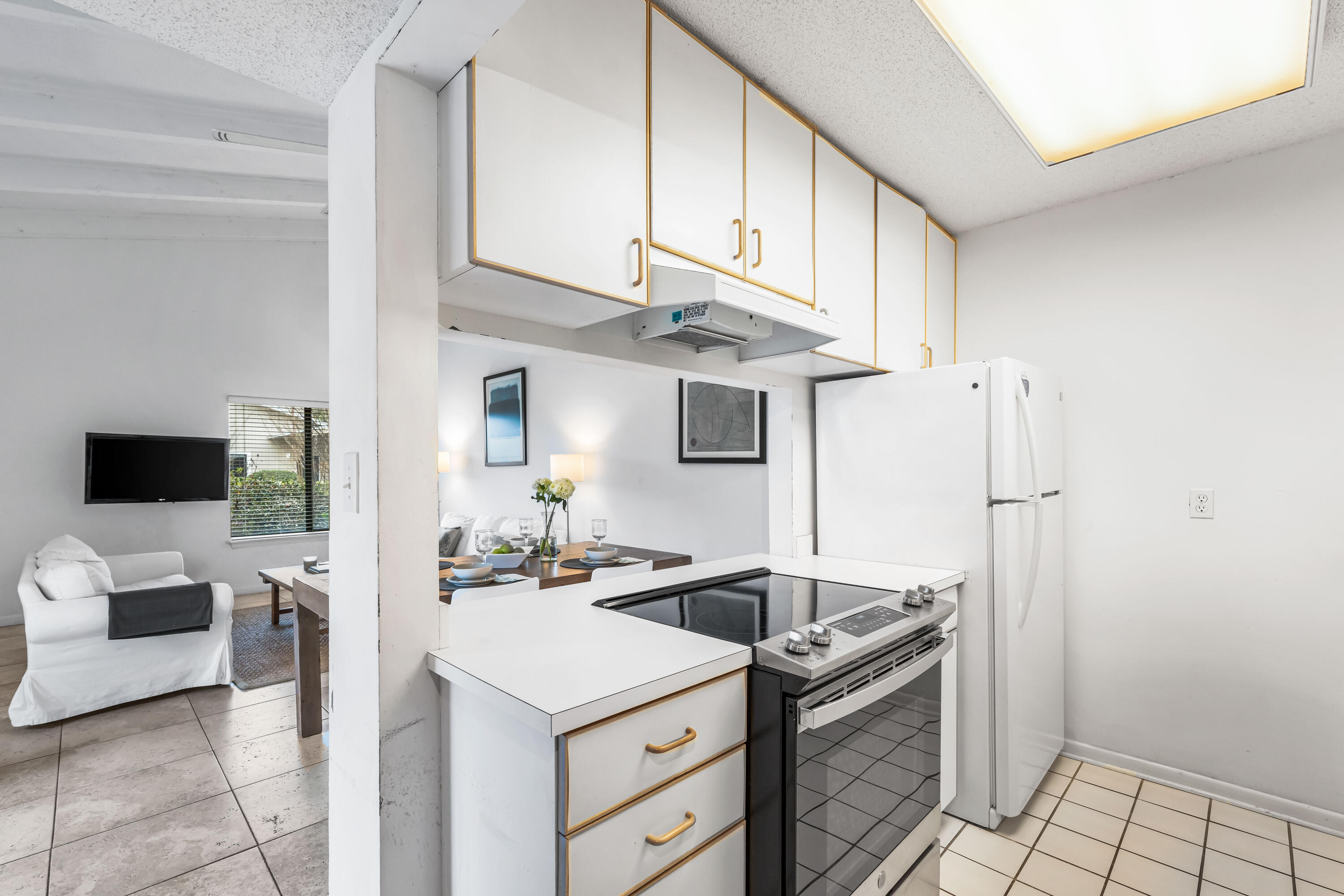 SEASCAPE CONDO TENNIS VILLAGE - Residential