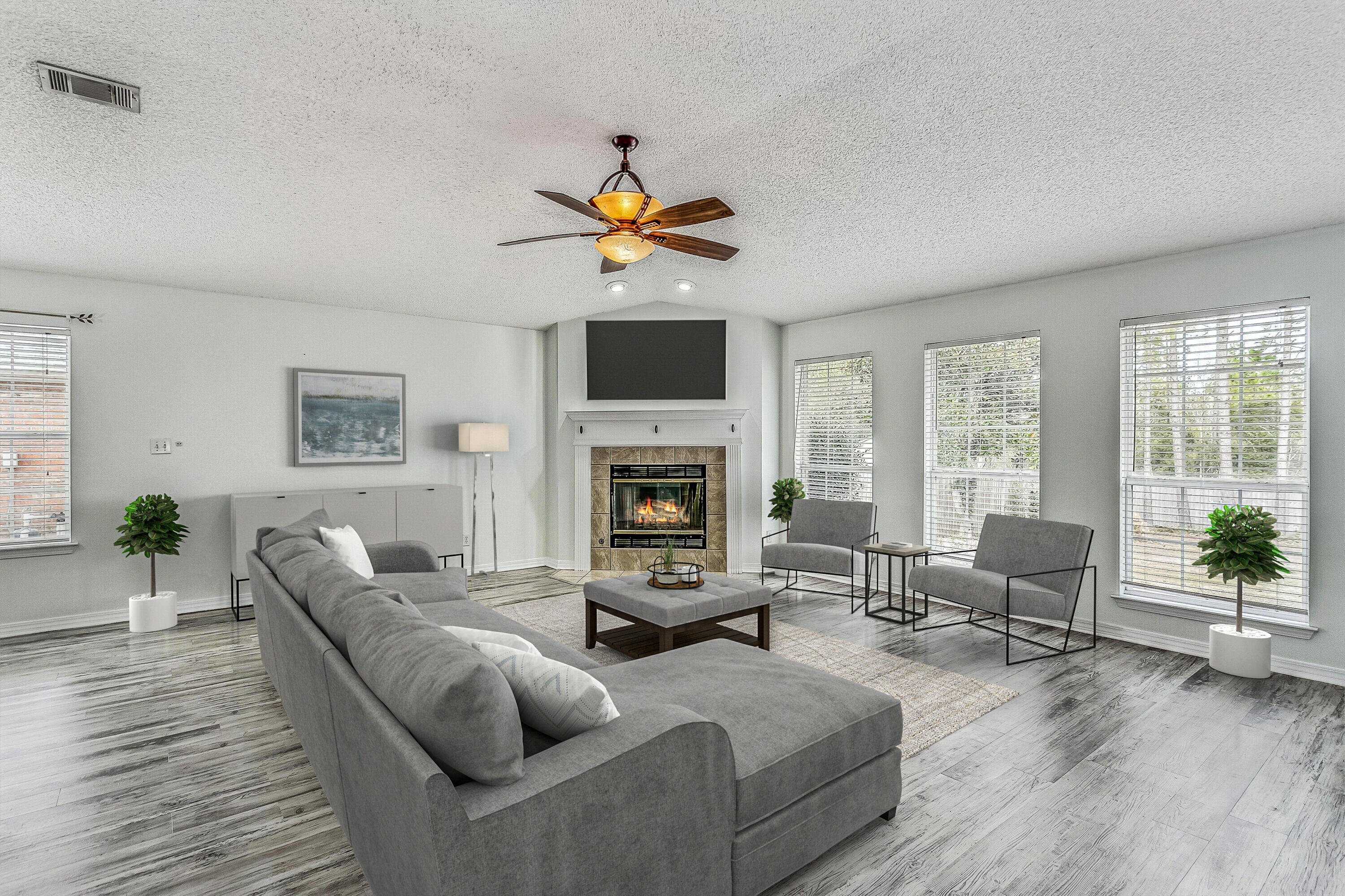 ESTATES AT EMERALD SHORES THE - Residential