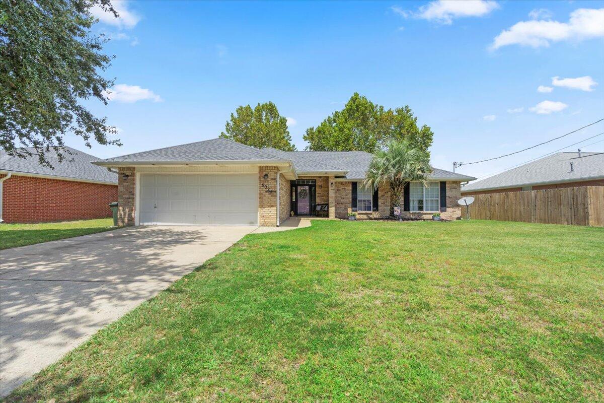 WOODRIDGE MANOR - Residential