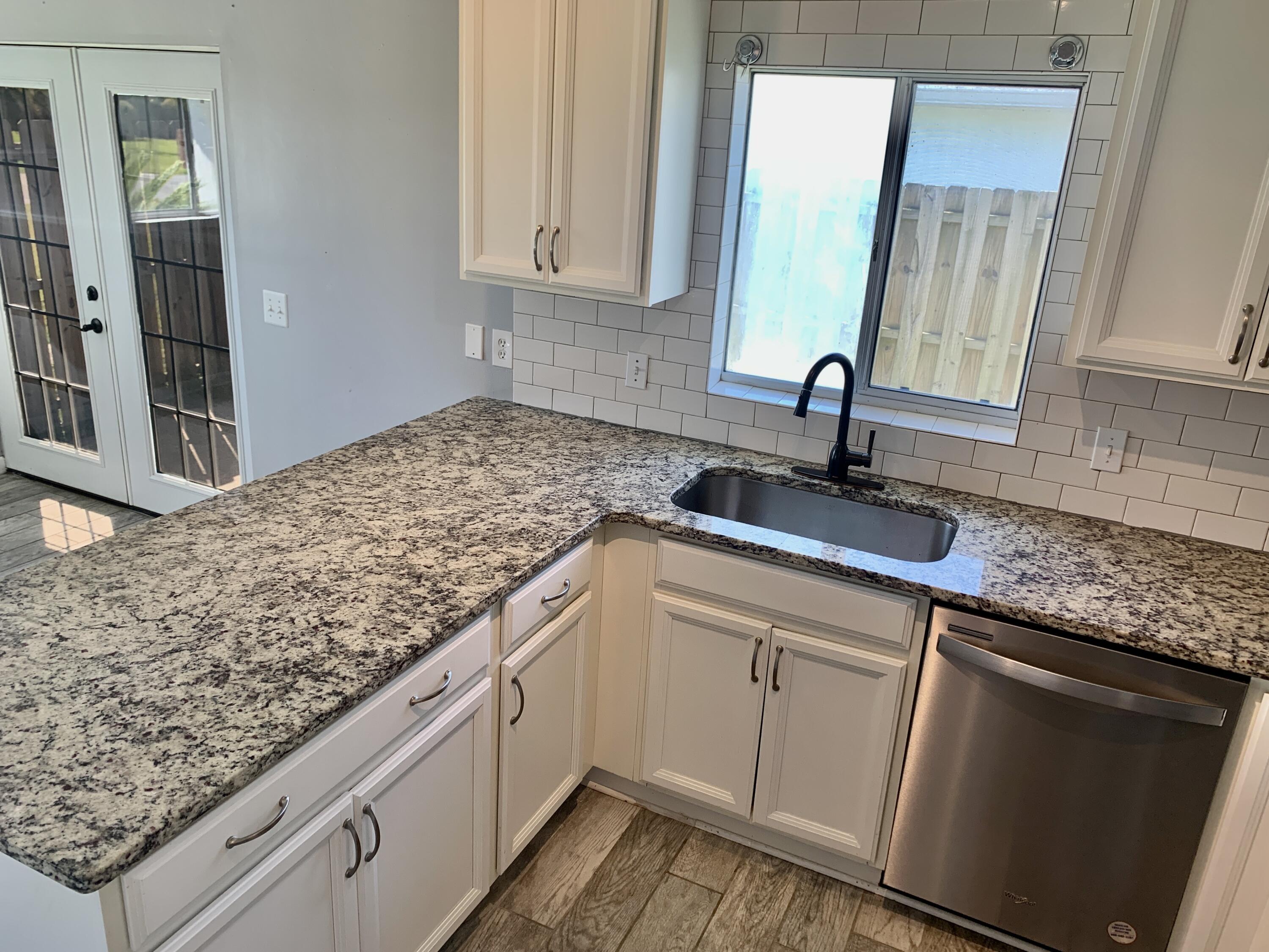 LYNN HAVEN - Residential