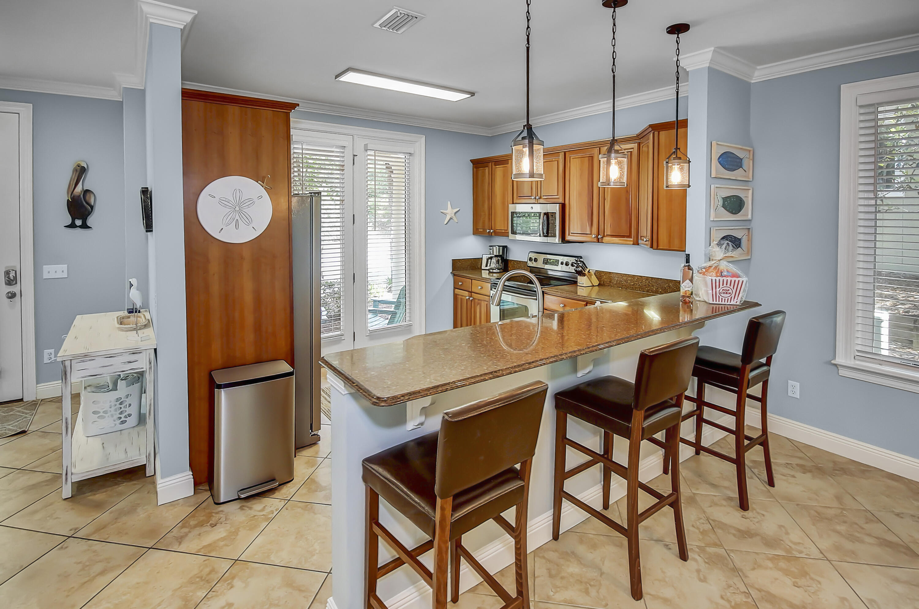 GULF PLACE COURTYARDS - Residential