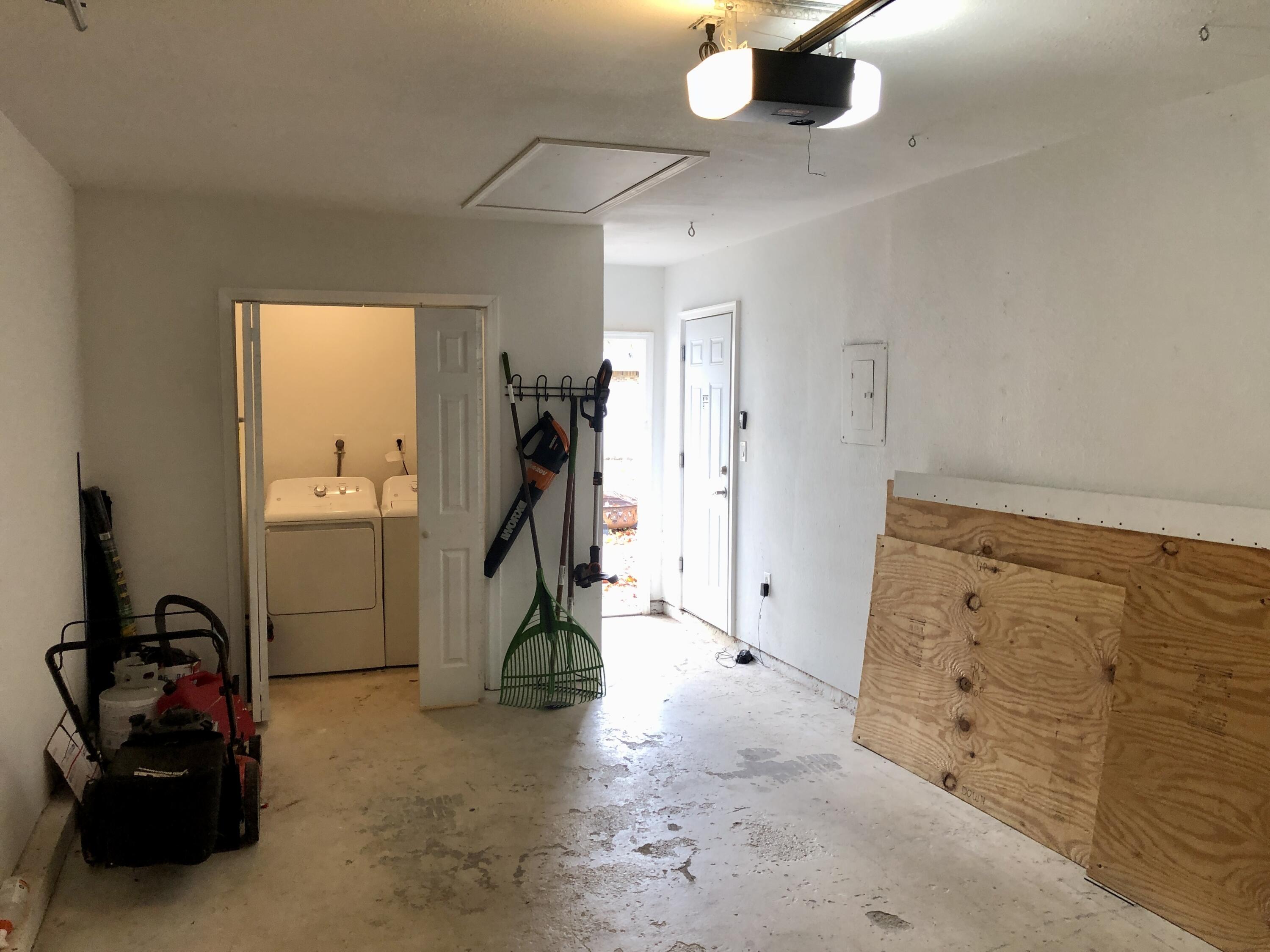 EASTWOOD 9TH ADDN - Residential