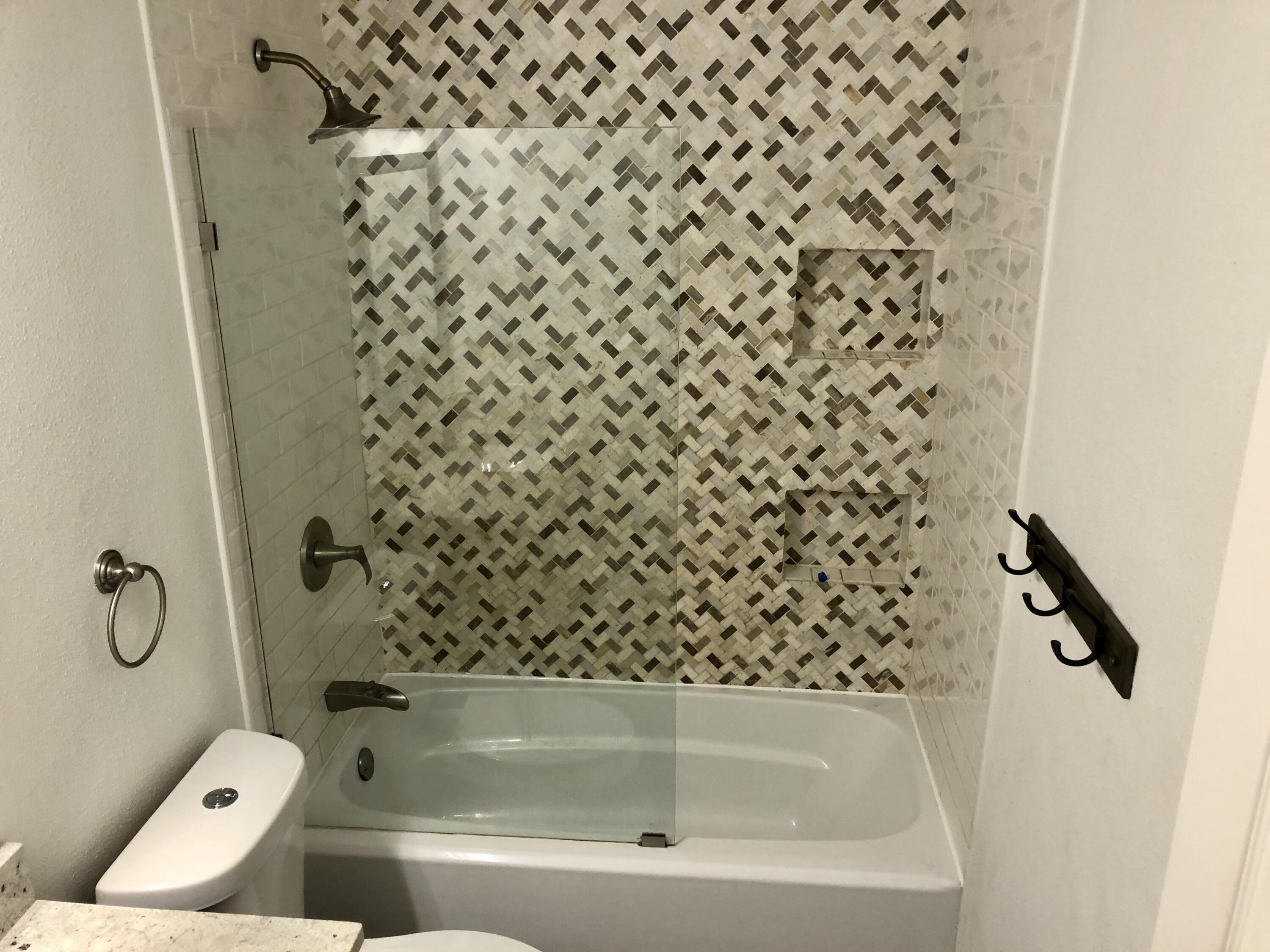 EASTWOOD 9TH ADDN - Residential