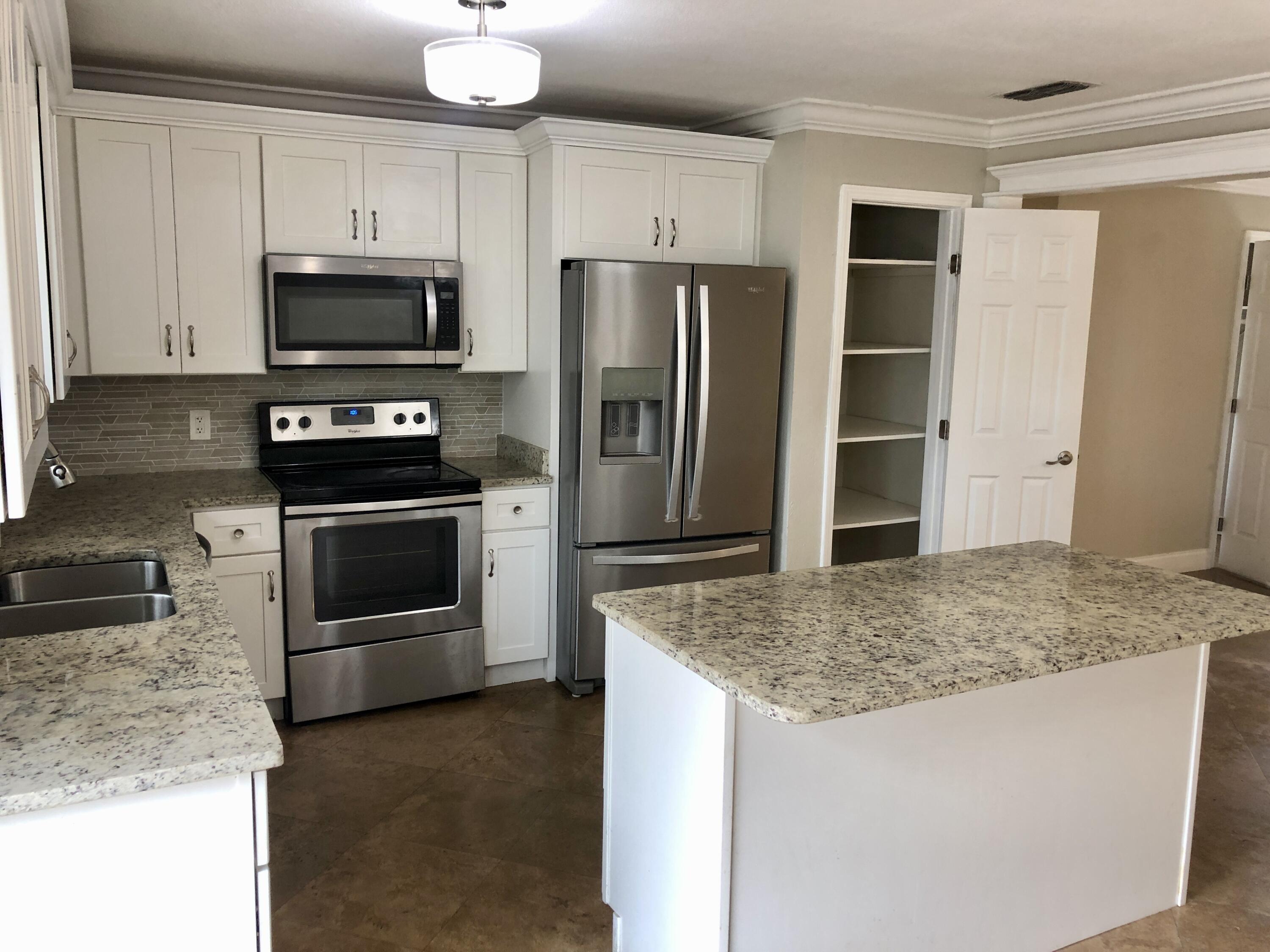 EASTWOOD 9TH ADDN - Residential