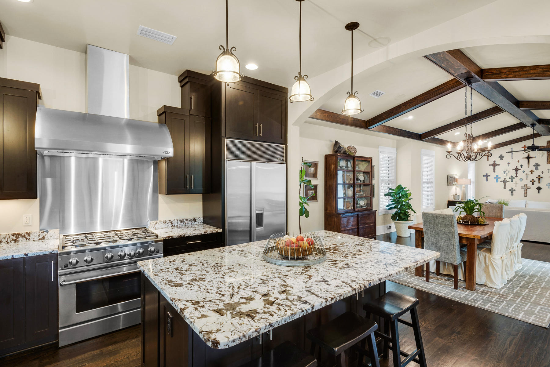 BOTANY BAYOU - Residential