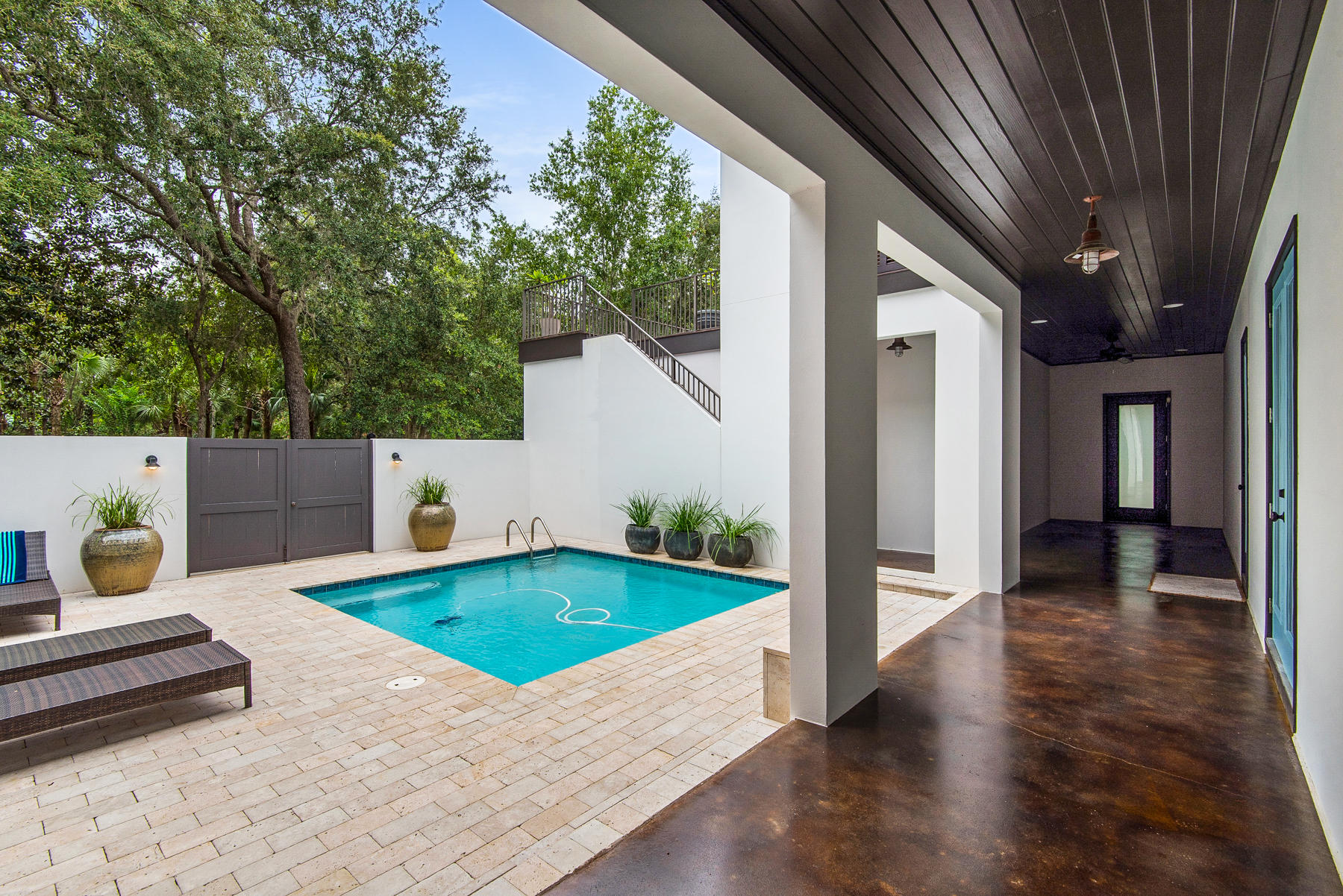 BOTANY BAYOU - Residential