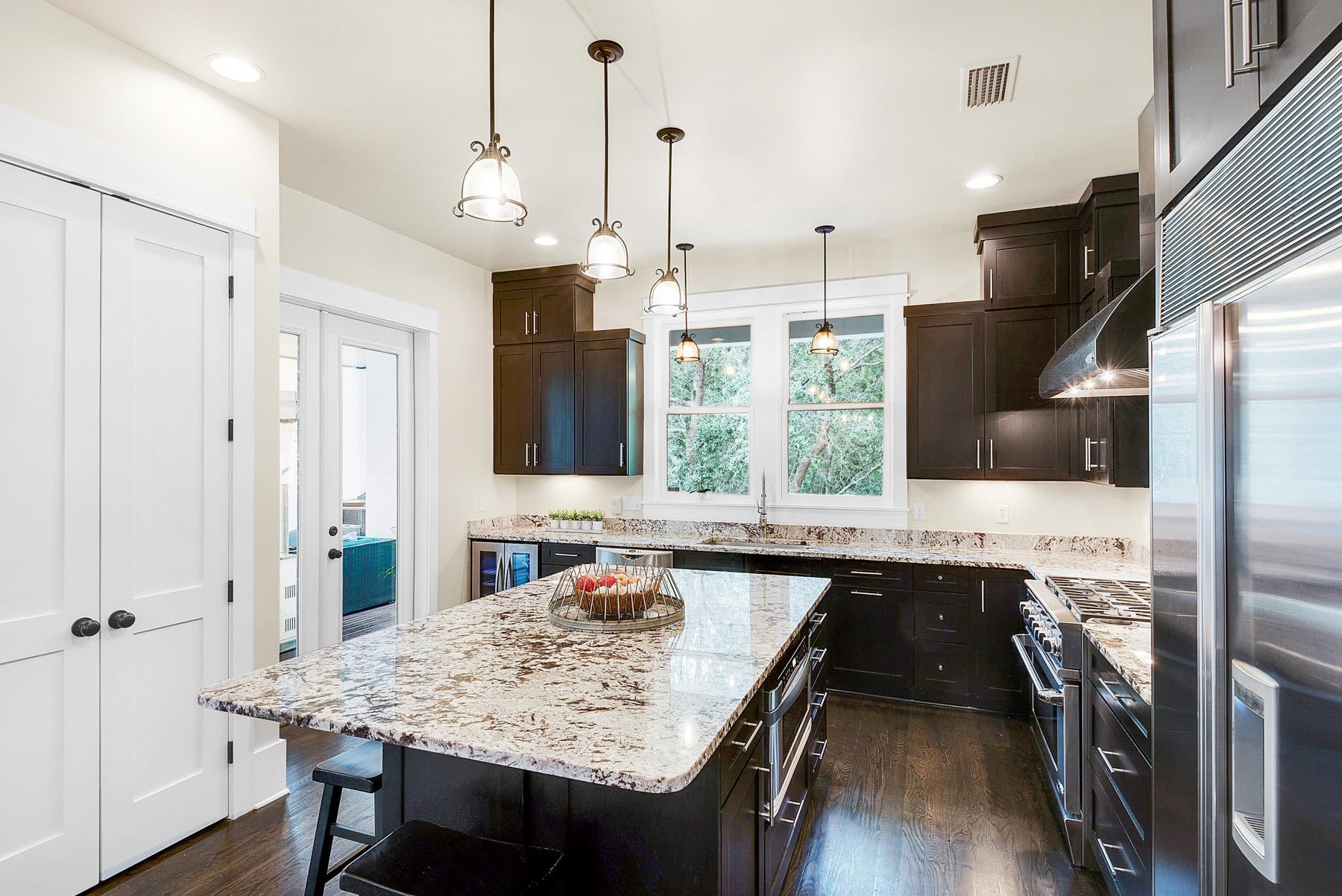 BOTANY BAYOU - Residential