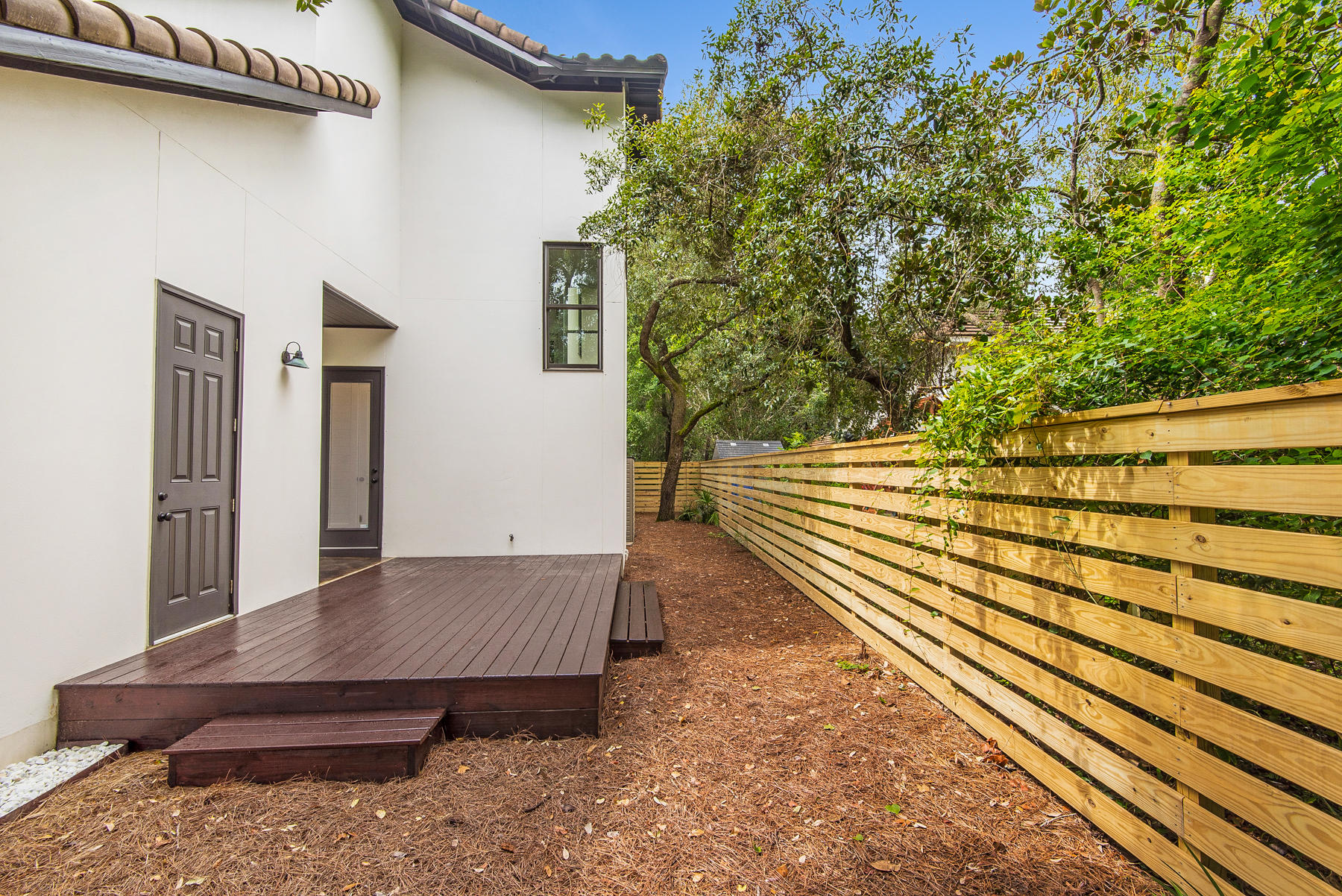 BOTANY BAYOU - Residential