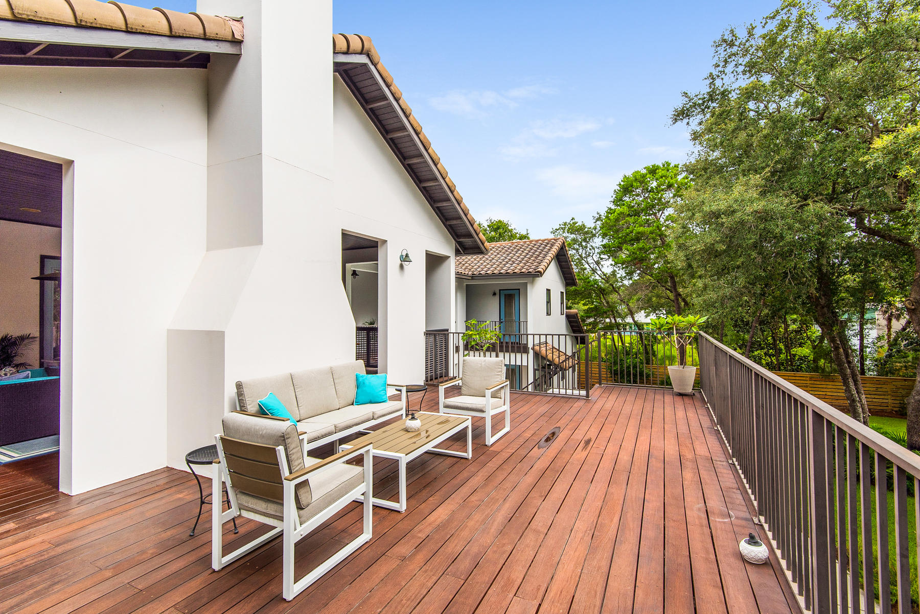 BOTANY BAYOU - Residential