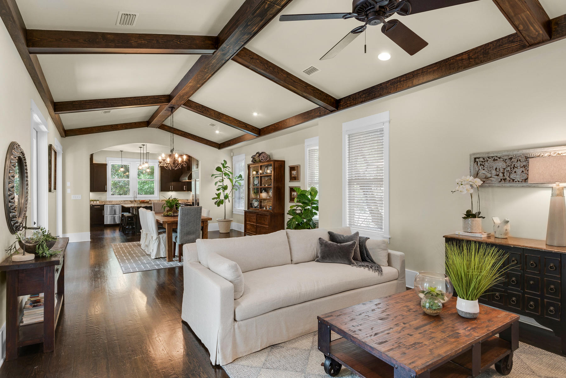 BOTANY BAYOU - Residential