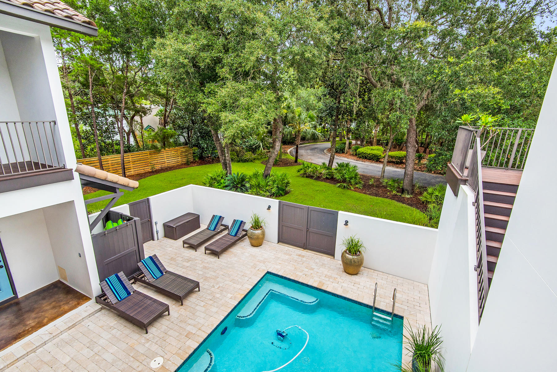 BOTANY BAYOU - Residential