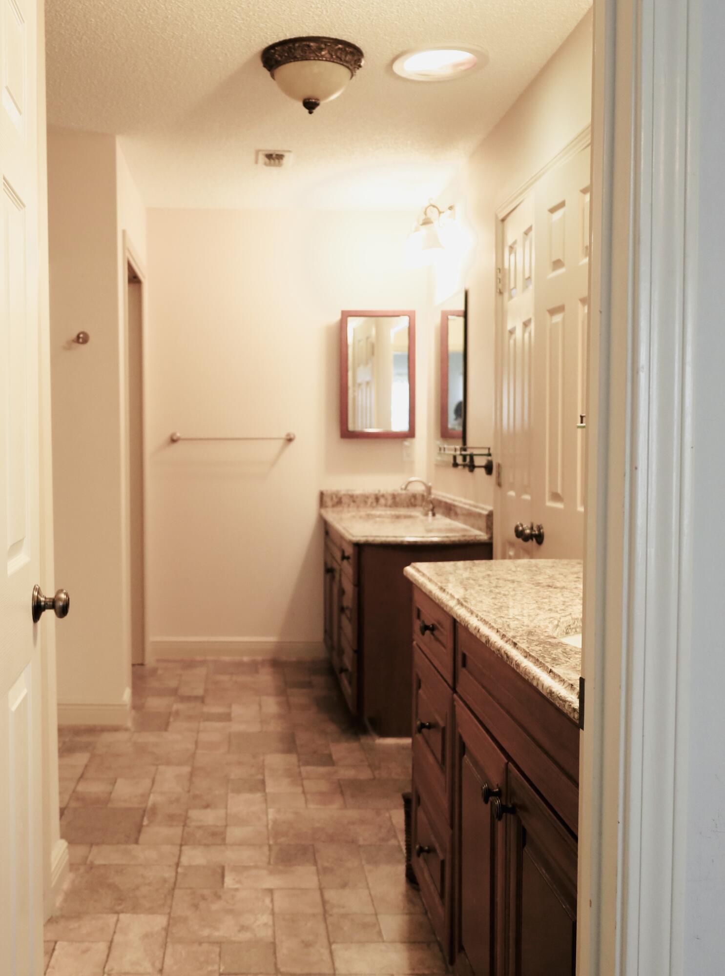 EMERALD LAKES PH 1 - Residential