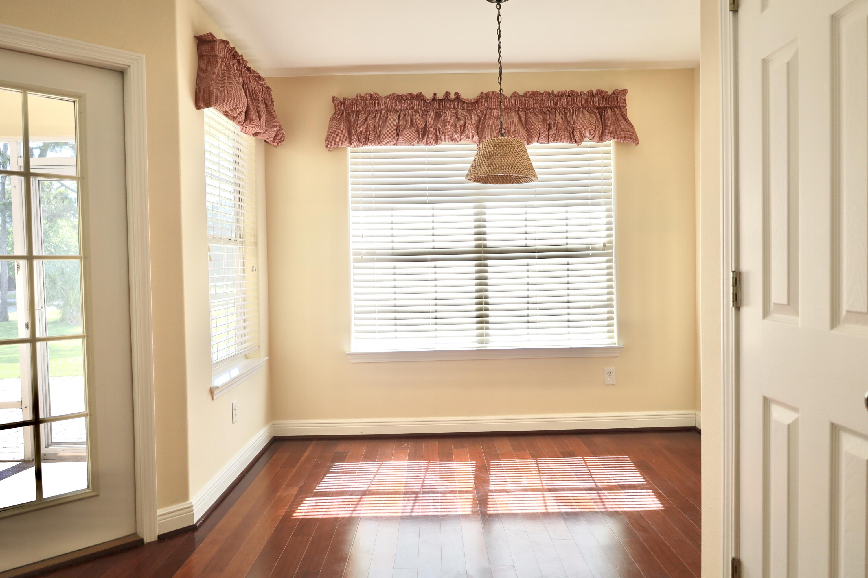 EMERALD LAKES PH 1 - Residential