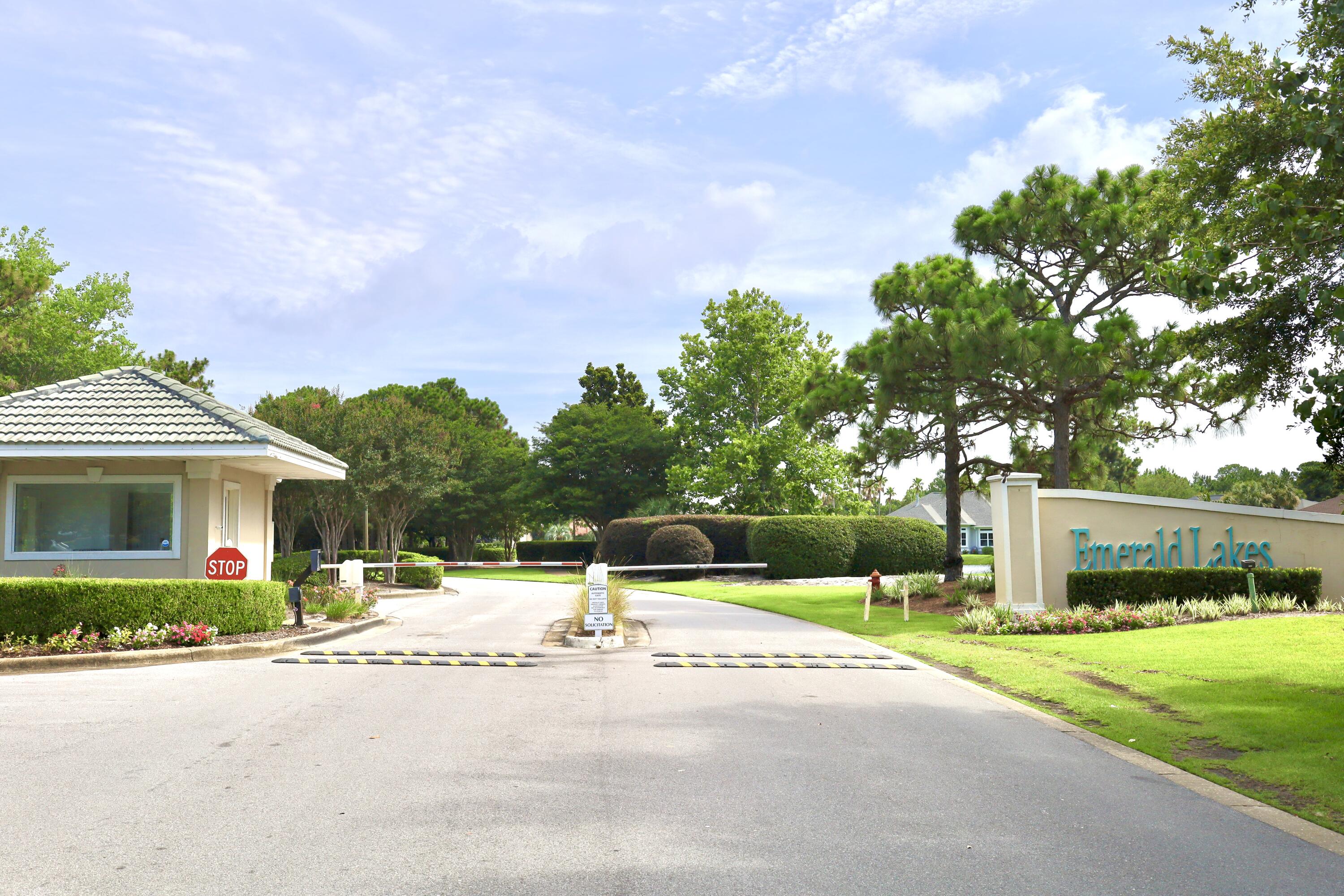 EMERALD LAKES PH 1 - Residential