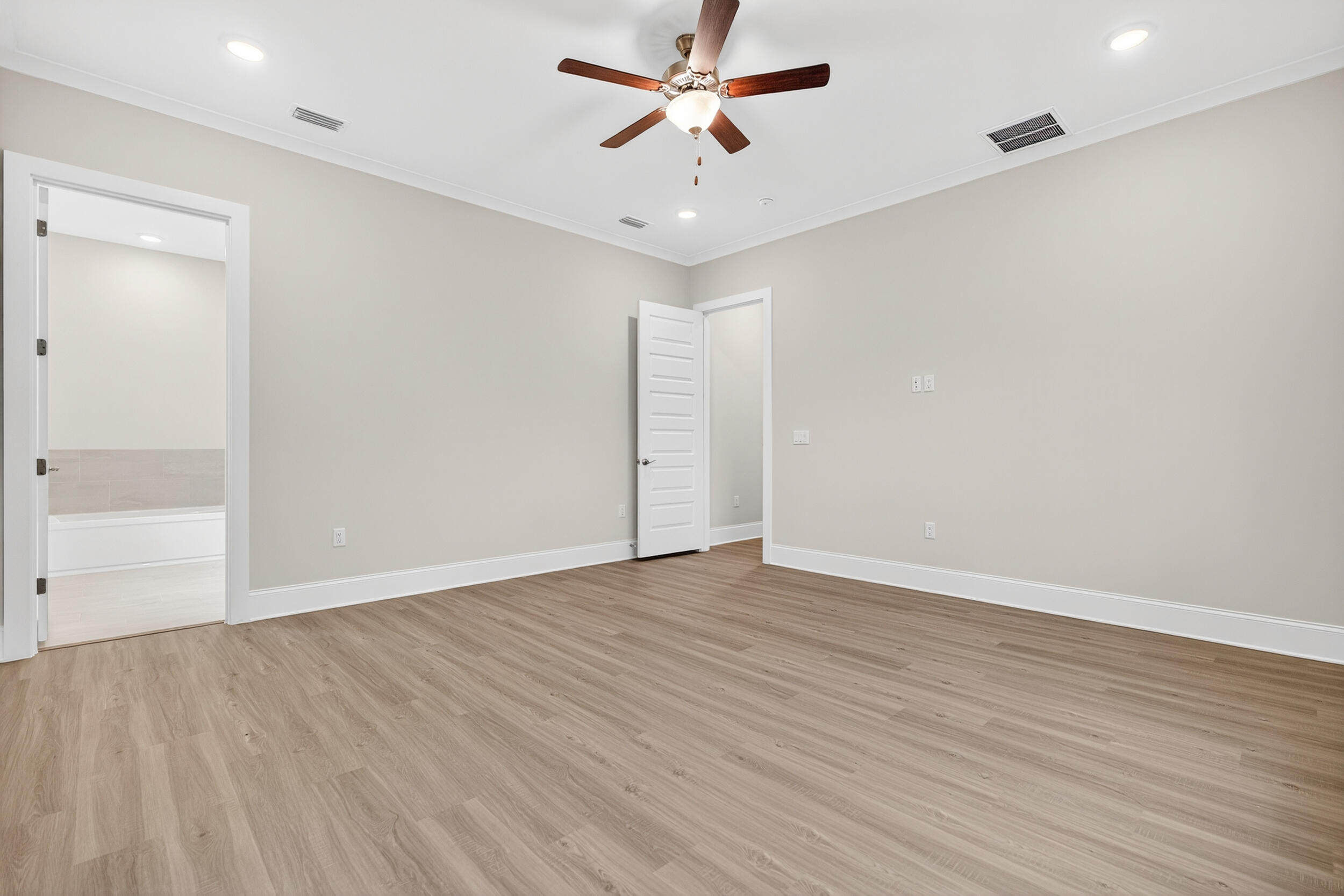 MAGNOLIA BAY ESTATES - Residential