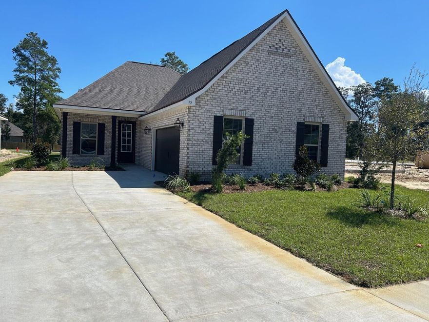 The GAUGUIN III A in Splendor at Hammock Bay community offers a 4BR, 2.5BA, open design. Upgrades added (list attached).  Features: separate vanities, garden tub, separate custom tiled shower, and 2 walk-in closets in master bath, tray ceiling in master bed, kitchen island, walk-in pantry, boot bench and drop zone in mudroom, covered rear porch, crown molding, recessed lighting, framed mirrors in all baths, smoke/carbon monoxide detectors, landscaping package, architectural 30-year shingles, flood lights, and more!Energy Efficient Features: water heater, kitchen appliance package with electric range, vinyl low E windows, and more! Energy Star Partner.