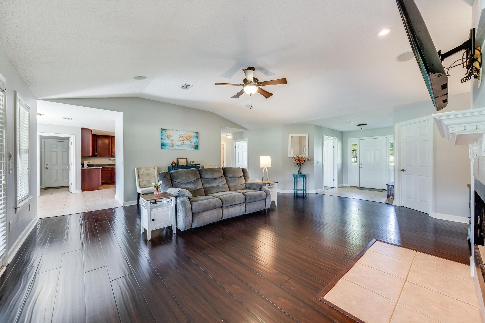 NO RECORDED SUBDIVISION - Residential