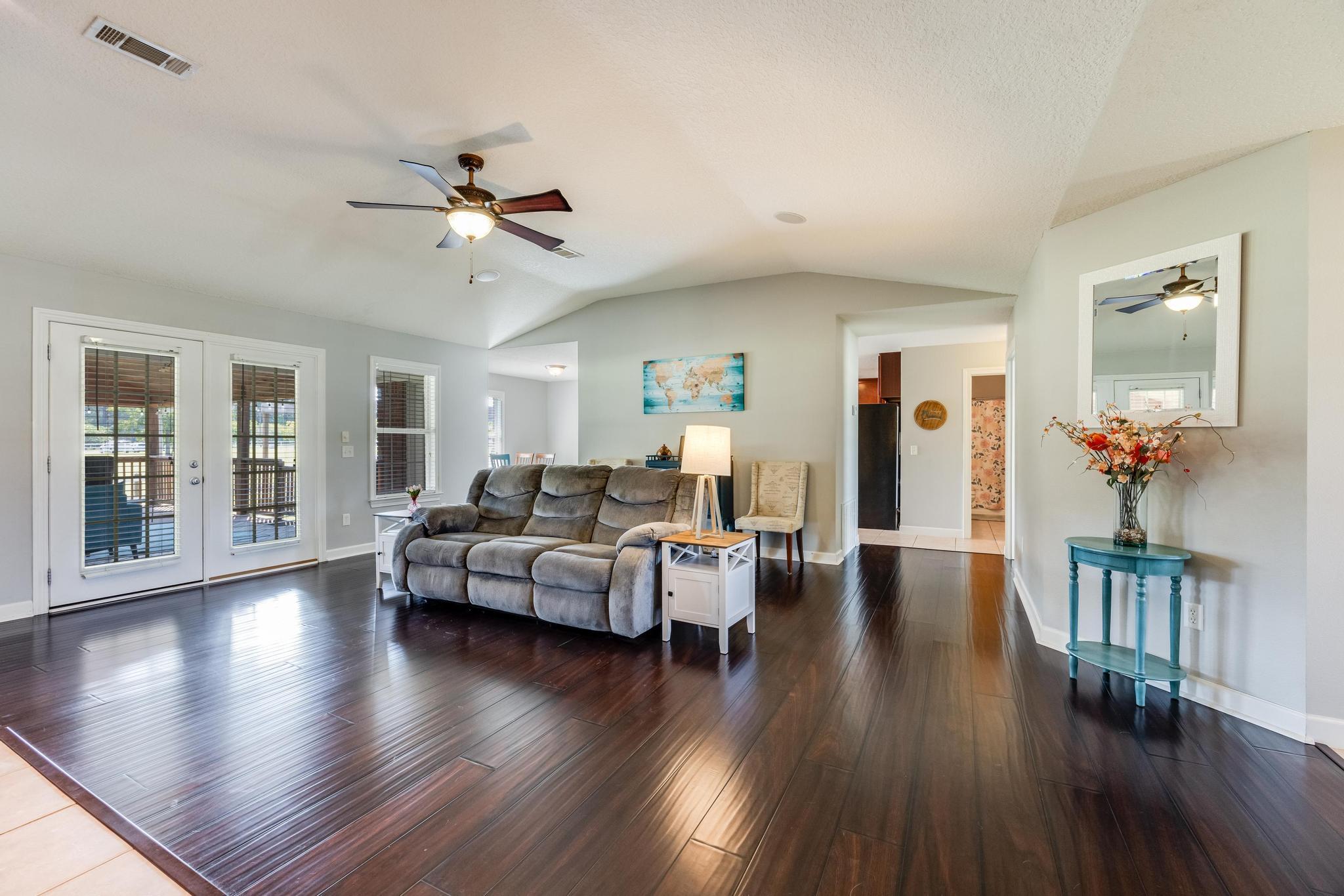 NO RECORDED SUBDIVISION - Residential