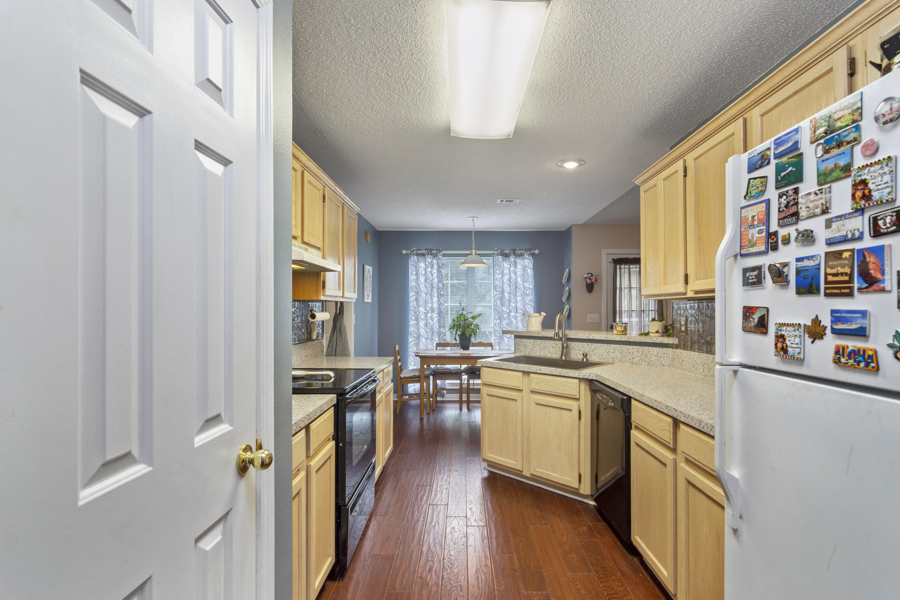 COUNTRYVIEW ESTATES 3RD ADDN - Residential