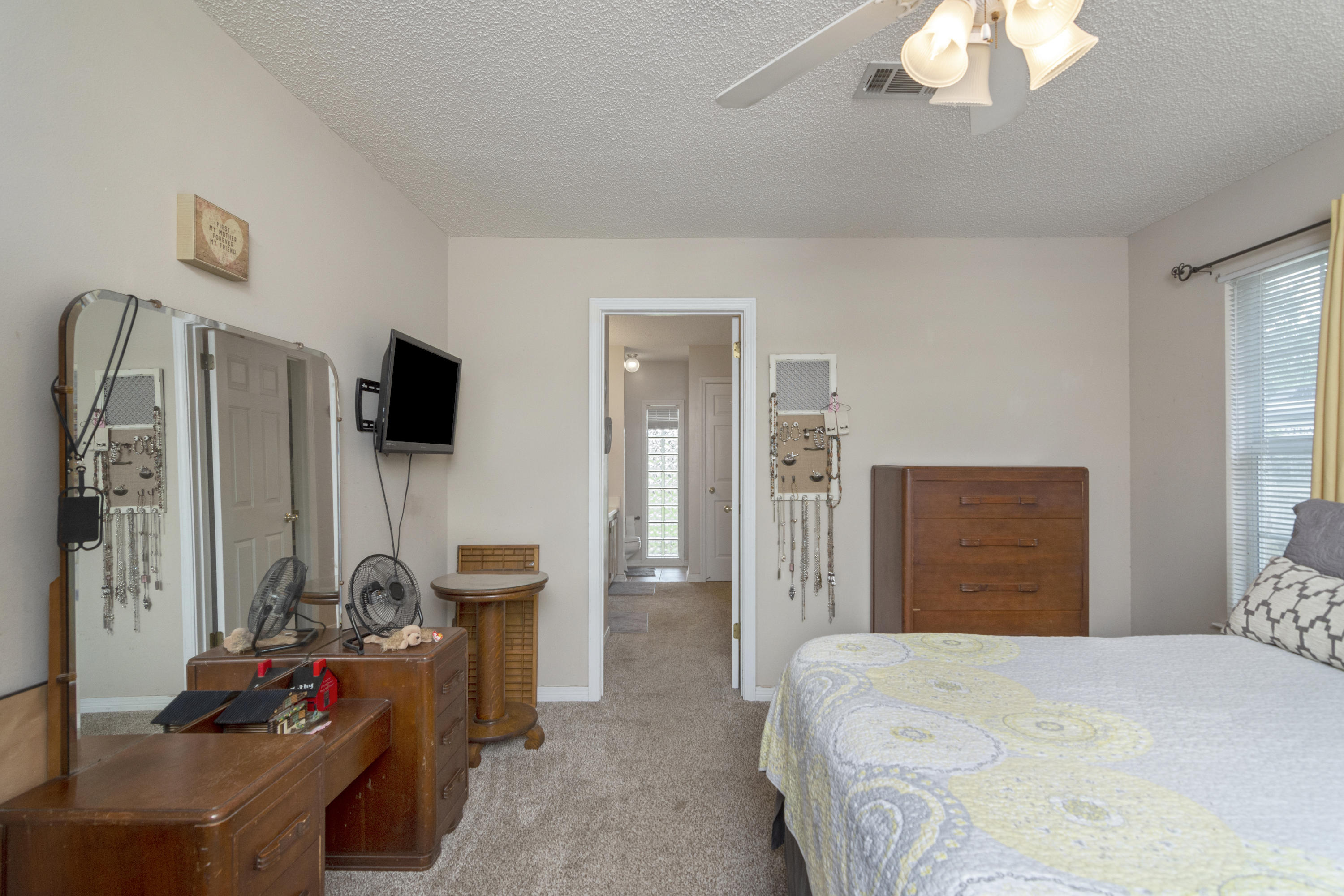 COUNTRYVIEW ESTATES 3RD ADDN - Residential