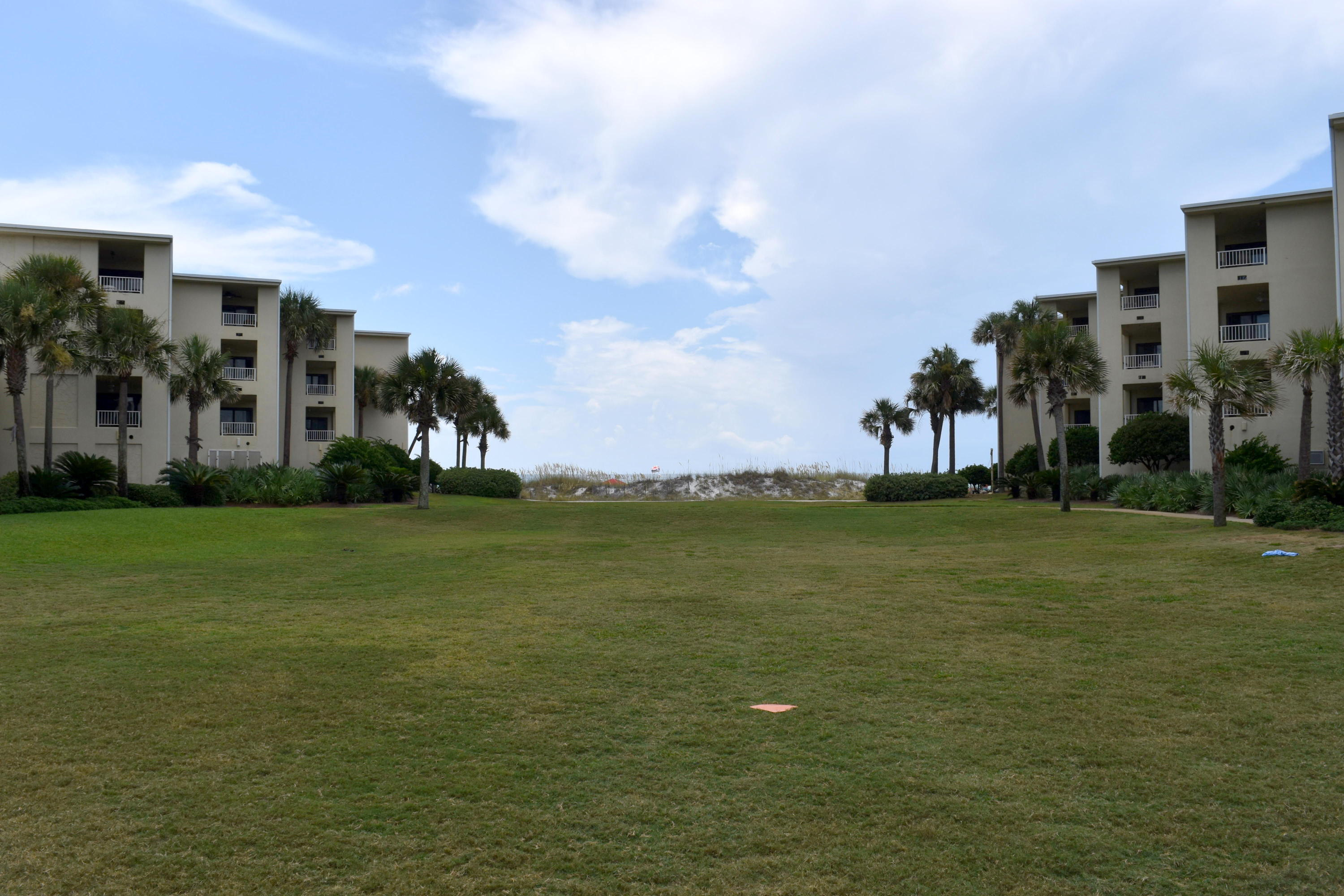 SILVER DUNES CONDOMINIUM - Residential