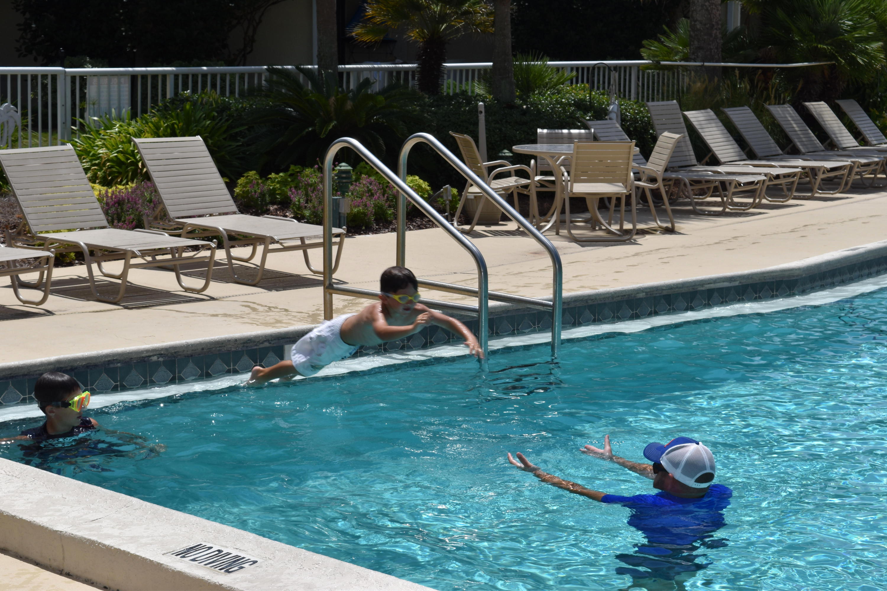 SILVER DUNES CONDOMINIUM - Residential