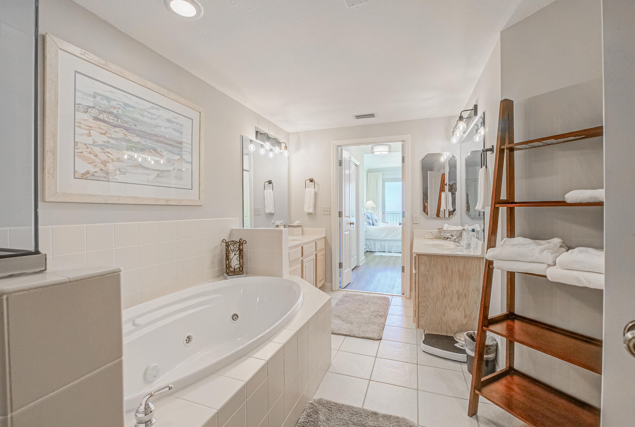Grande Surf Club Condo - Residential