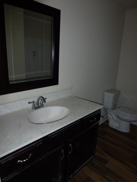 CRESCENT SHORES - Residential